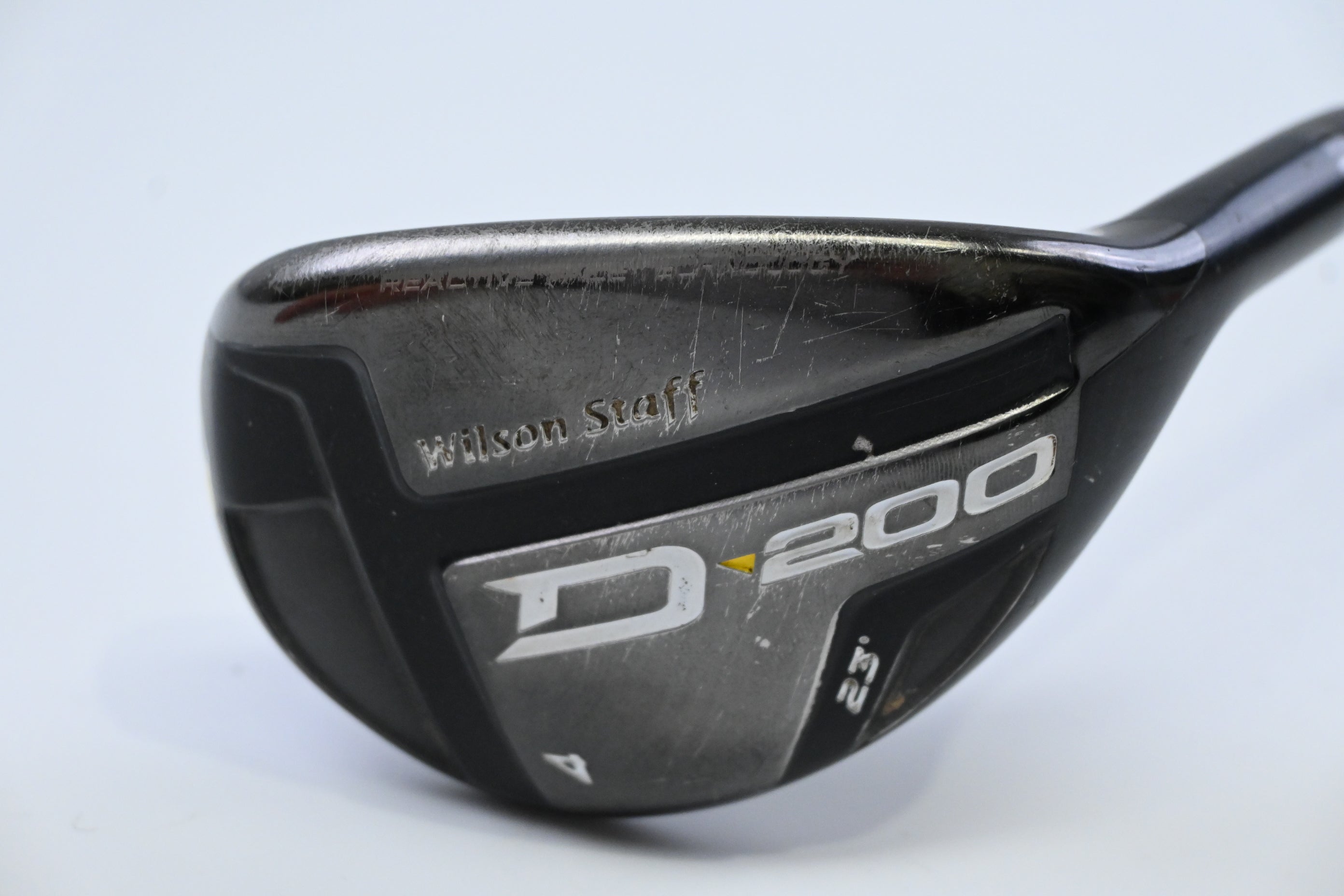 Wilson D200 #4 Hybrid / 23 Degree / Regular Flex Fujikura Vista Pro 69 Shaft
