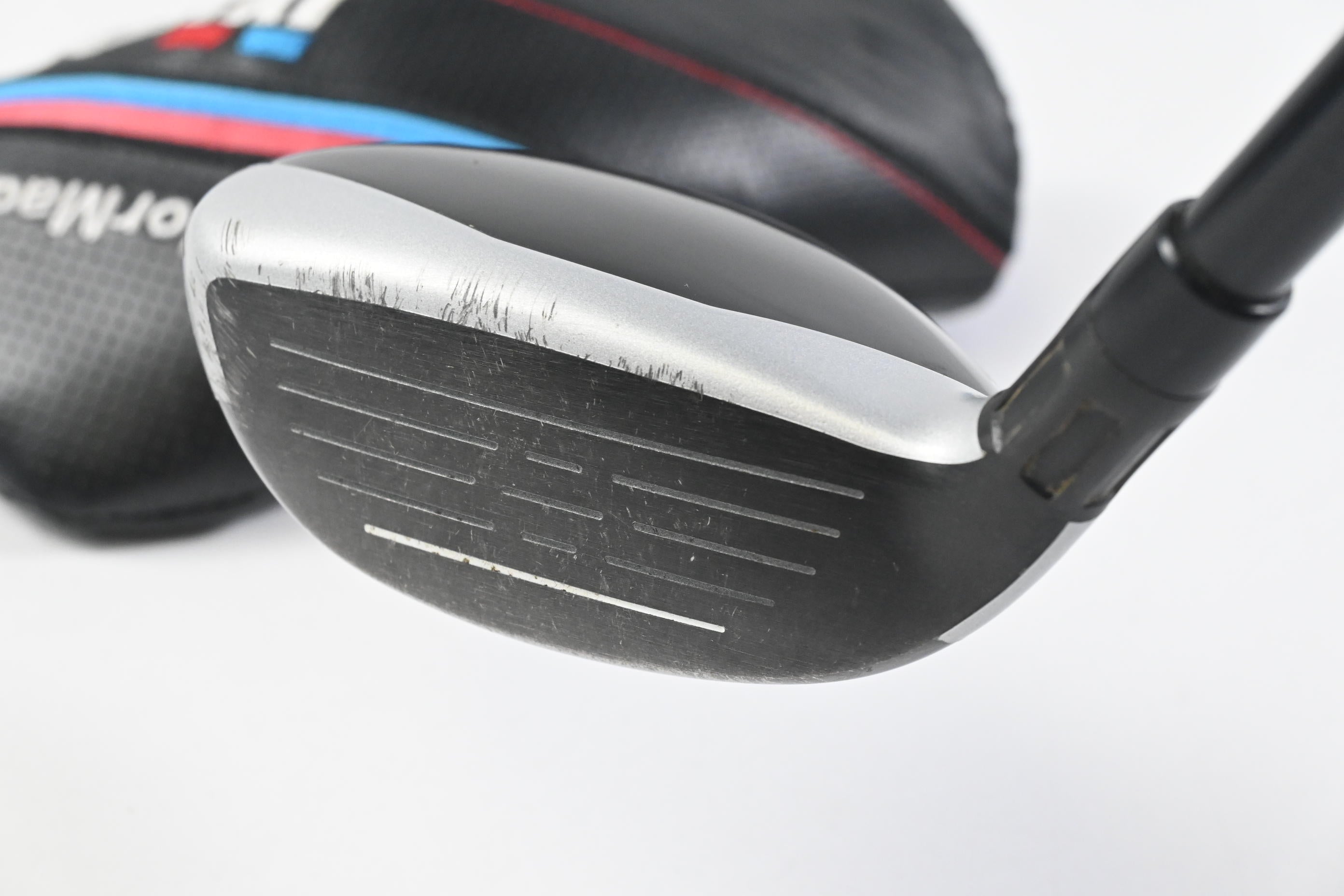 Taylormade M4 #3 Hybrid / 19 Degree / Regular Flex Fujikura Atmos Red 6 Shaft