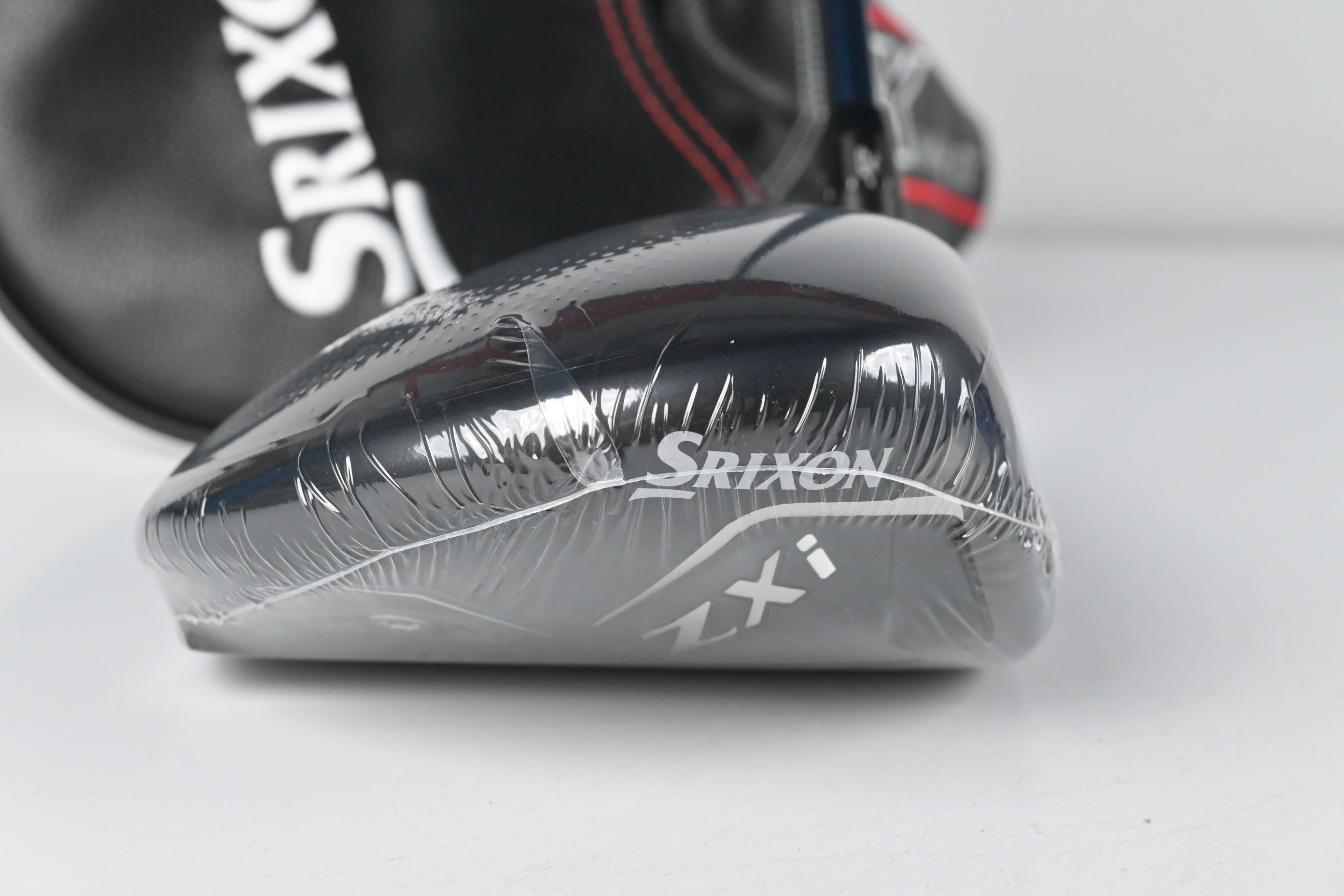 Srixon ZXi Driver / 10.5 Degree / Regular Flex Fujikura Ventus TR Blue 6 Shaft