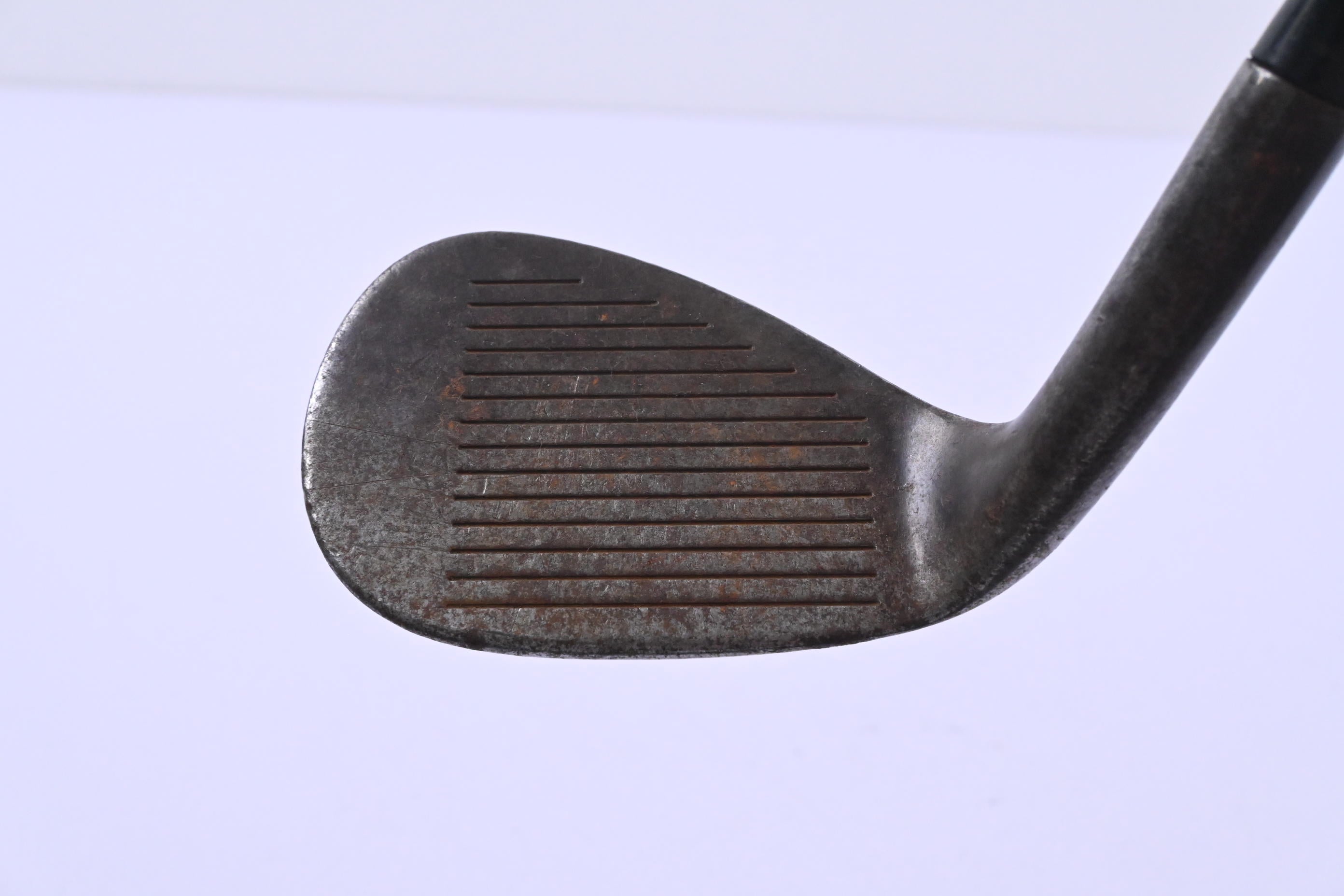 Mizuno MP Series Sand Wedge / 56 Degree / Regular Flex Dynamic Gold R300 Shaft