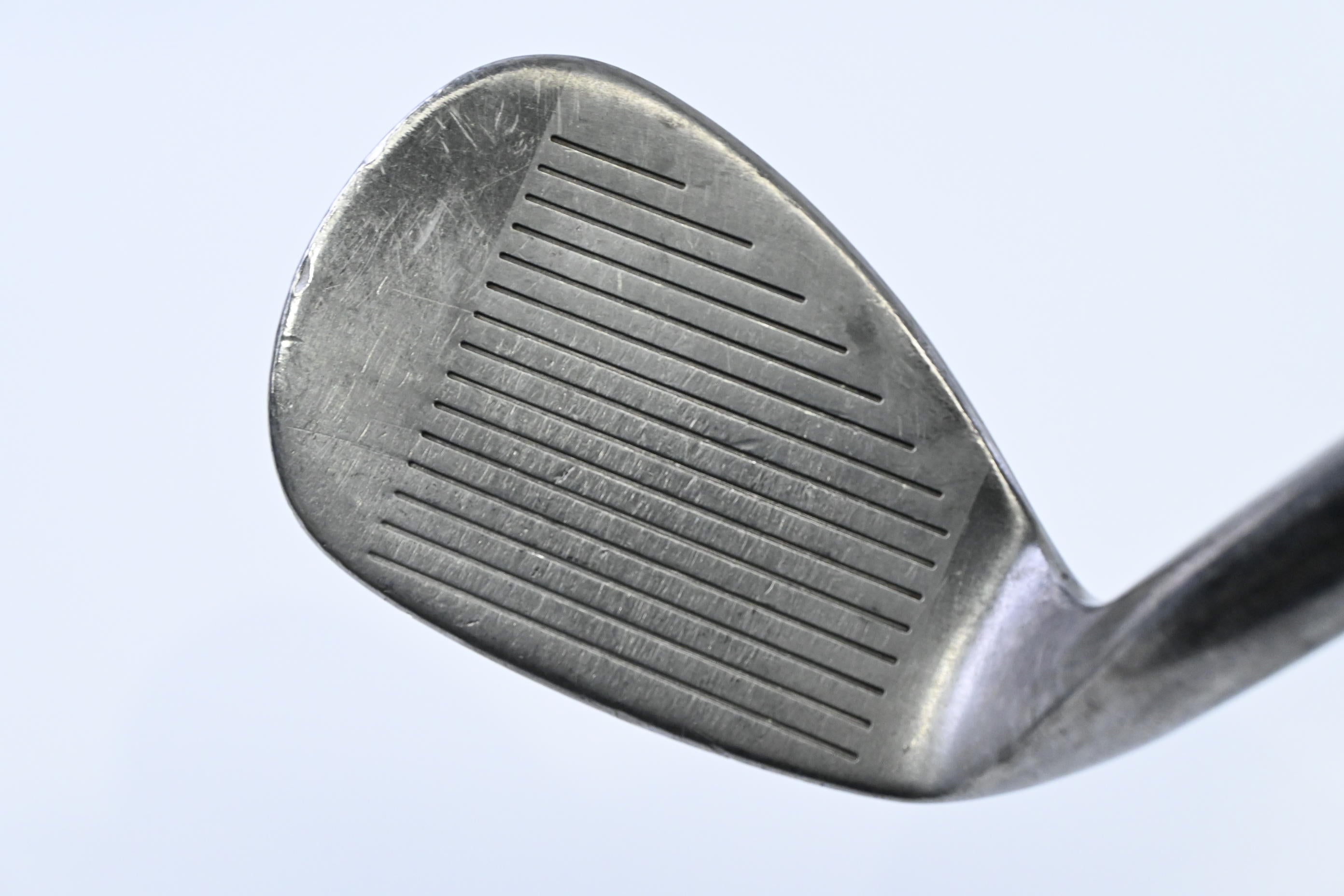 Adams Tom Watson Gap Wedge / 52 Degree / Regular Flex Steel Shaft