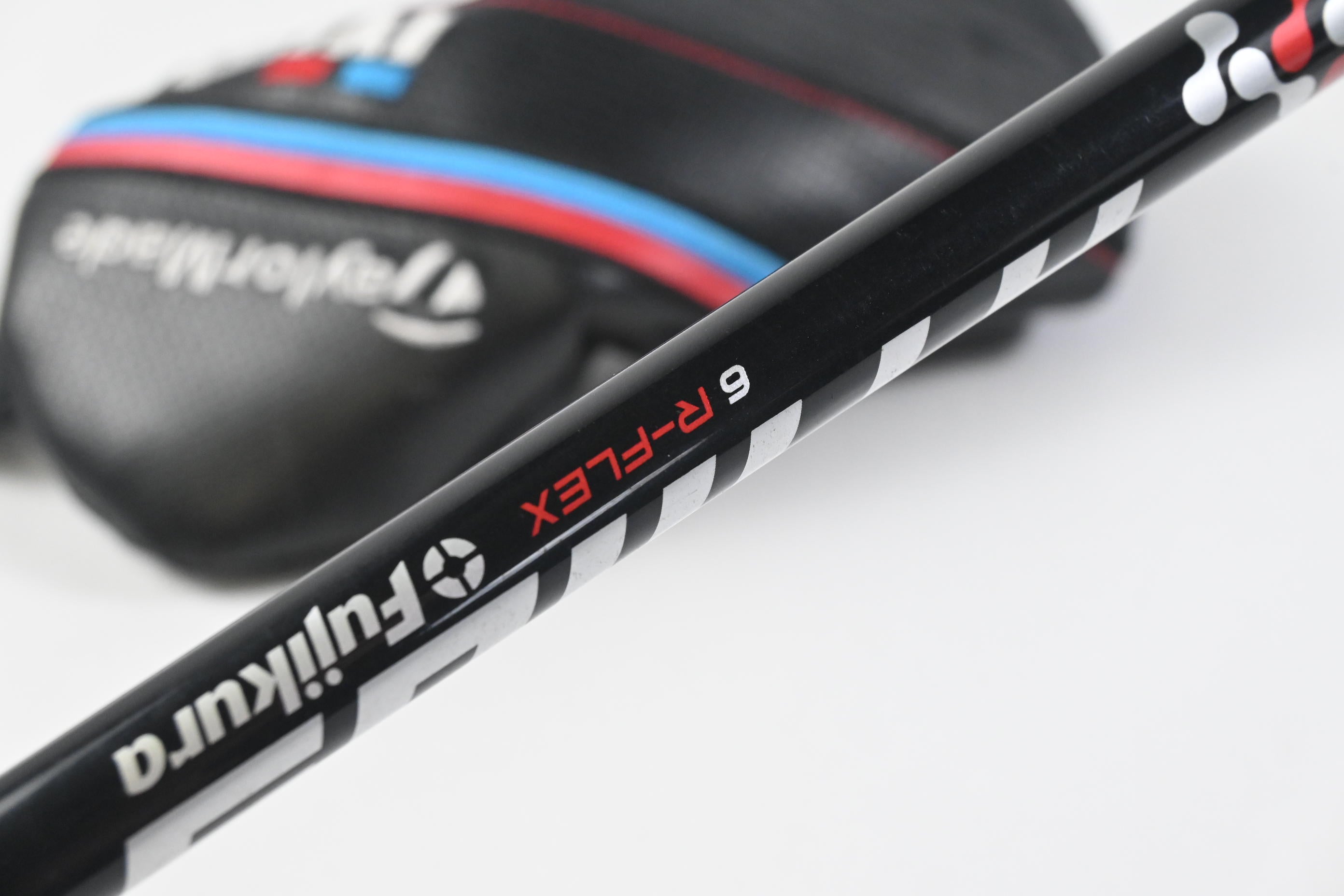 Taylormade M4 #3 Hybrid / 19 Degree / Regular Flex Fujikura Atmos Red 6 Shaft
