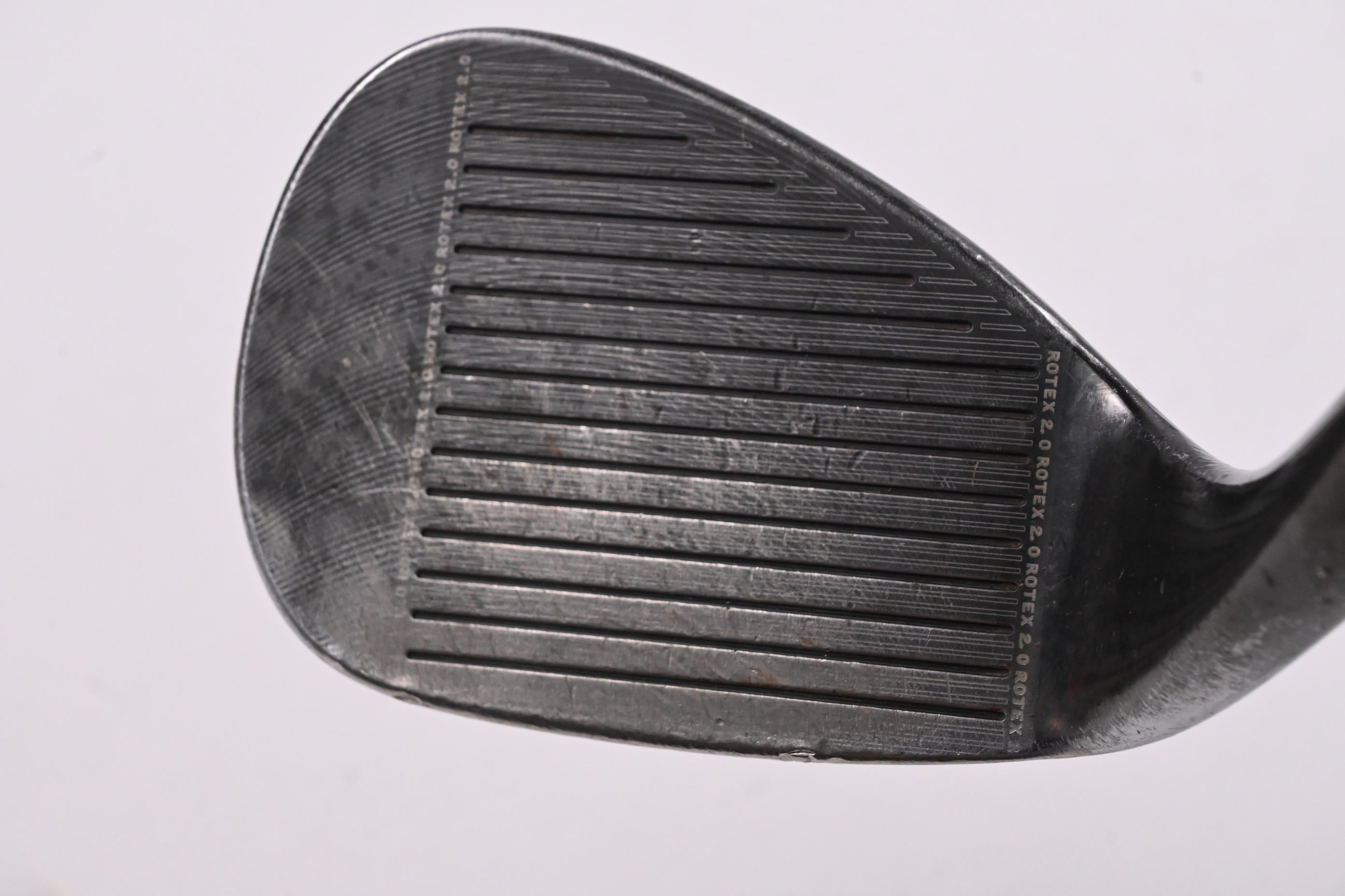 Cleveland 588 RTX 2.0 Sand Wedge / 56 Degree / Wedge Flex Dynamic Gold Shaft