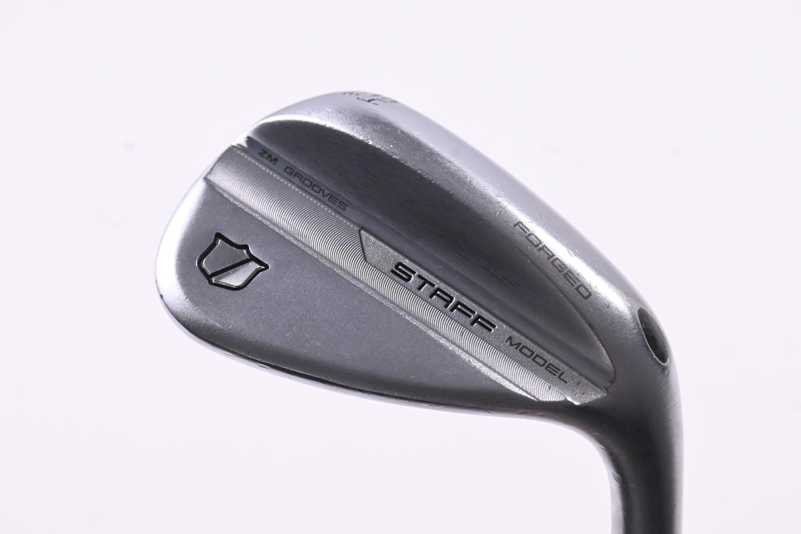 Wilson Staff Model ZM Sand Wedge / 54 Degree / X-Flex True Temper Dynamic Gold