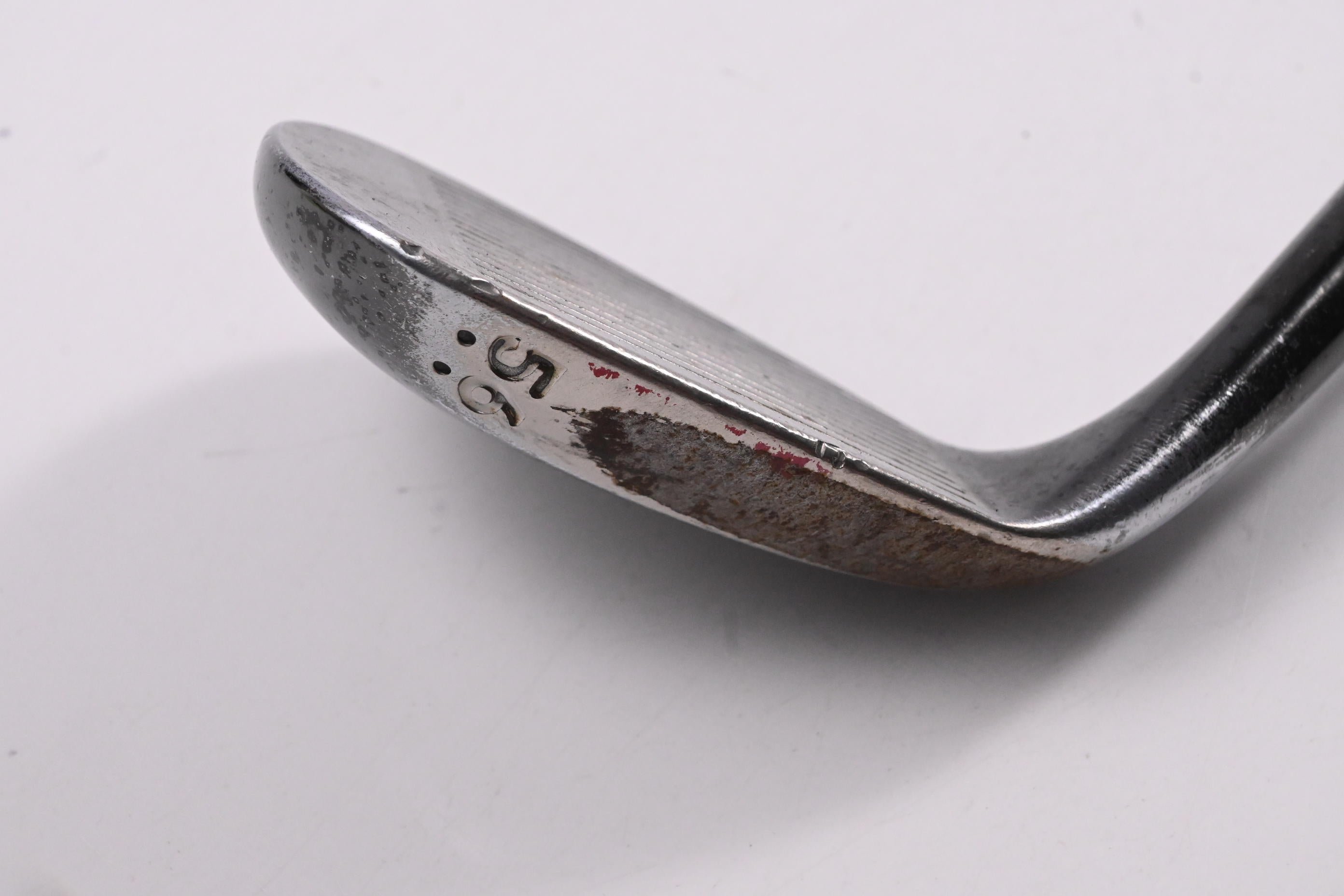 Cleveland 588 RTX 2.0 Sand Wedge / 56 Degree / Wedge Flex Dynamic Gold Shaft