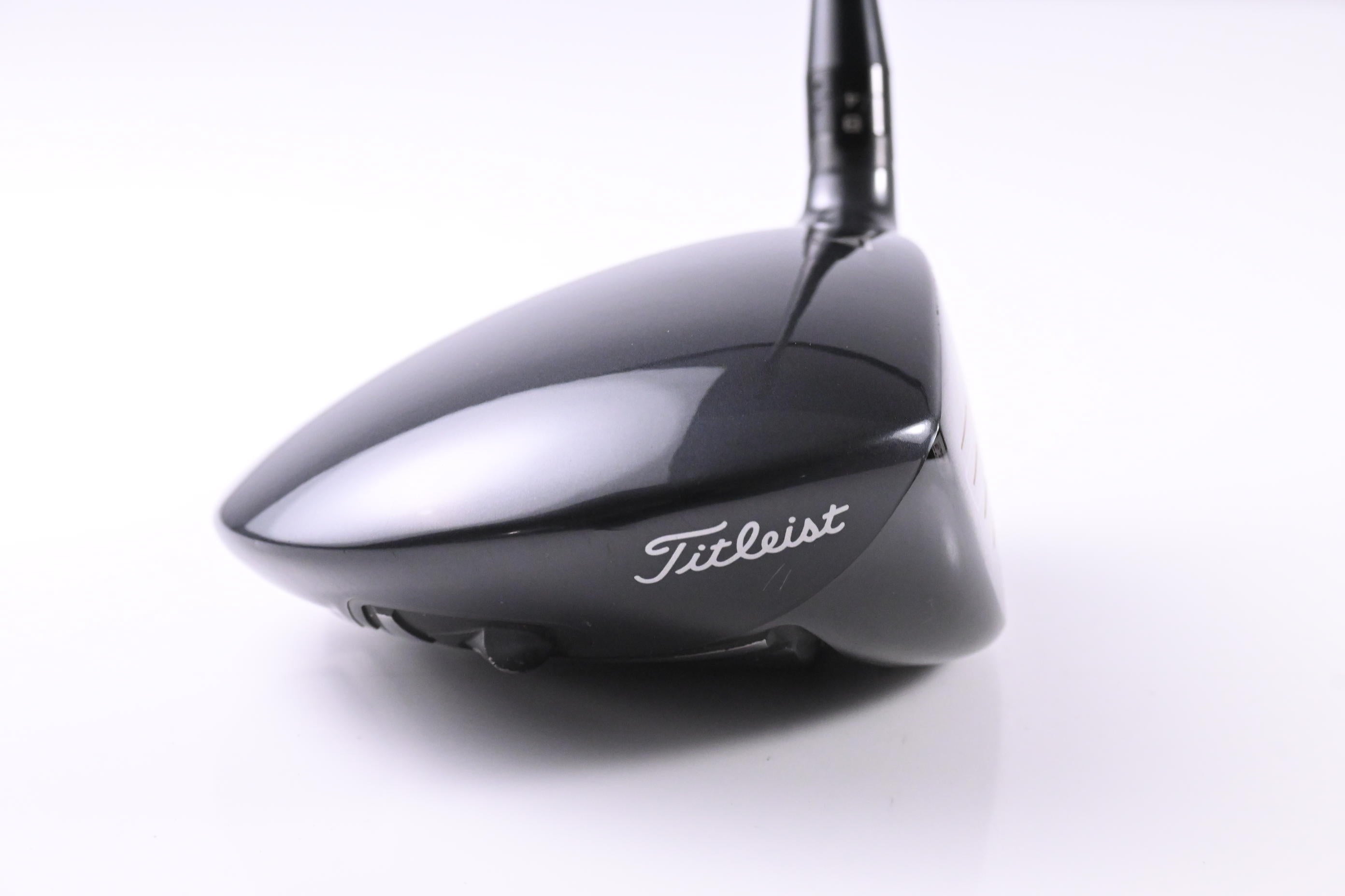 Titleist 917 D2 Driver / 10.5 Degree / Regular Flex Diamana MM+ Red 60 Shaft