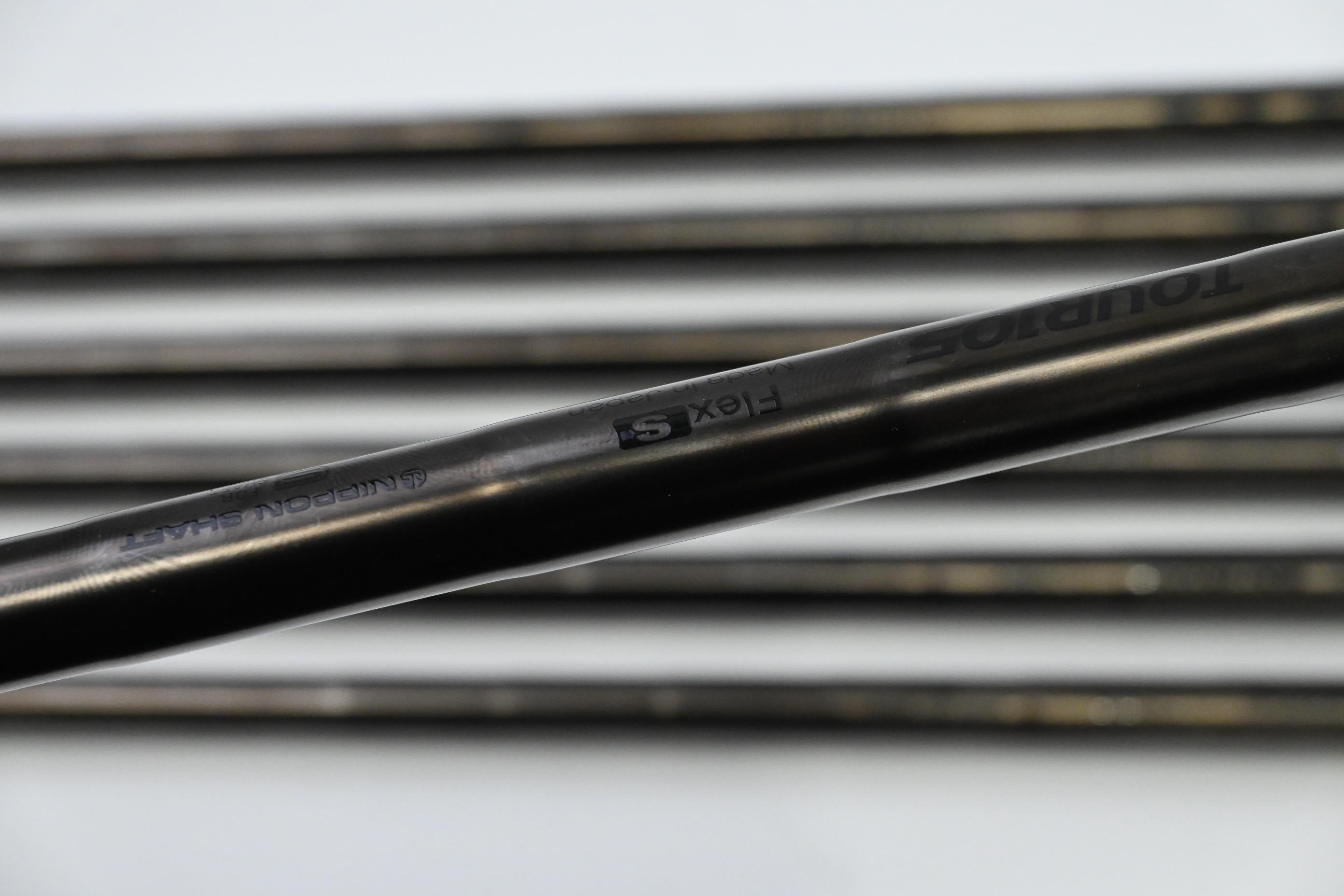 Taylormade P790 Shadowfall Irons / 4-PW / Stiff Flex NS Pro Modus3 Tour 105