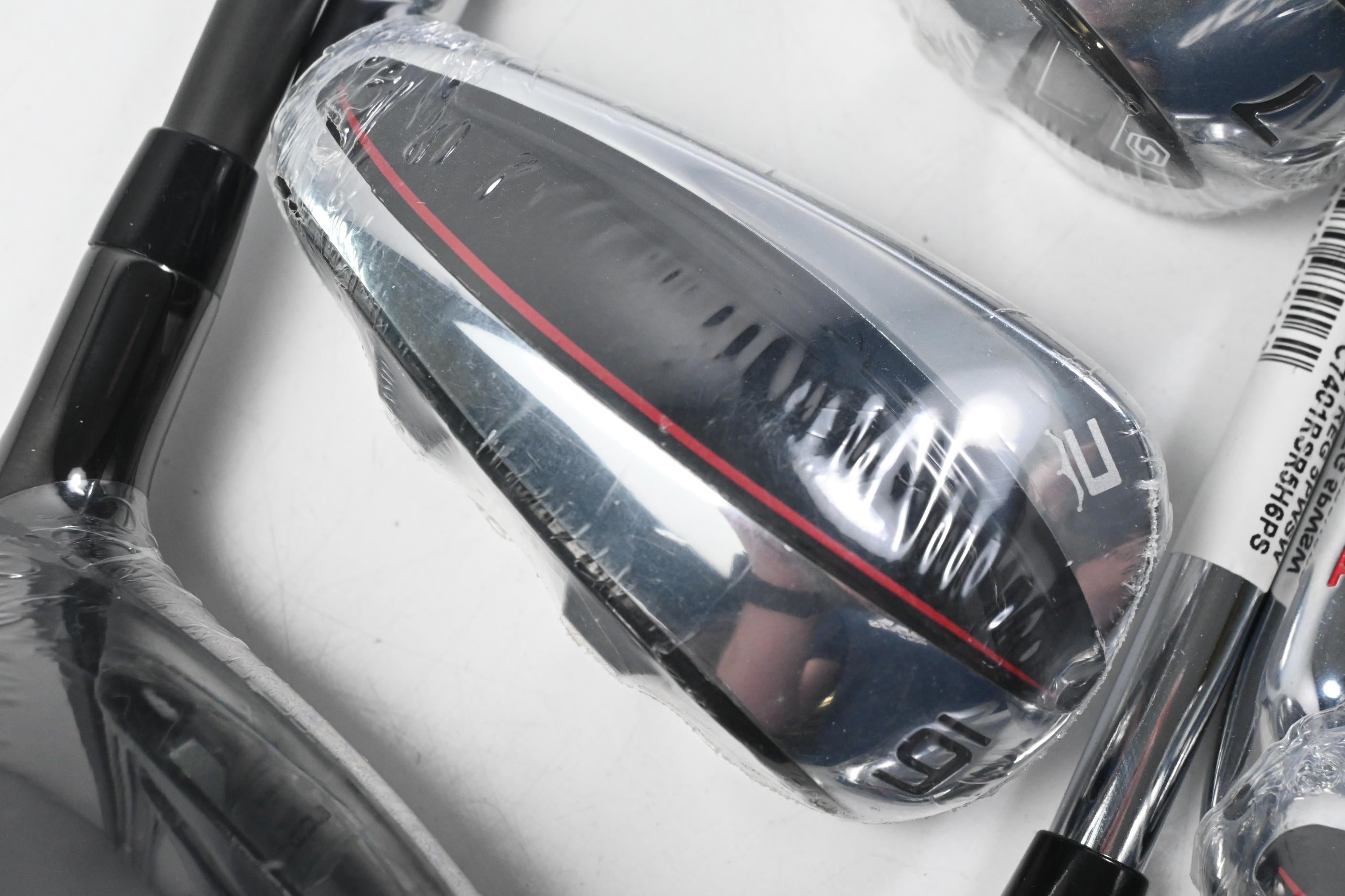 Cobra T-Rail 2023 Irons / 5H+6-PW+SW / Regular Flex Cobra Ultralite Shafts