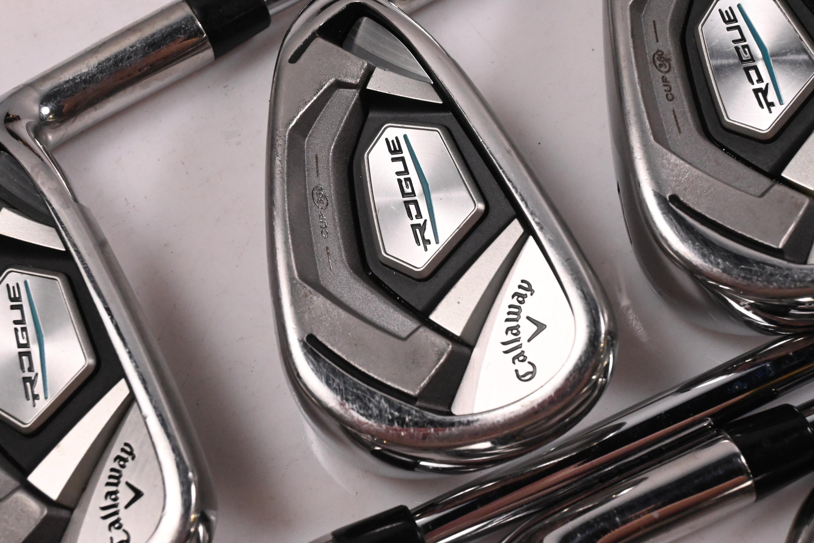 Callaway Rogue Irons / 5-PW+SW / Regular Flex XP ST15 95 R300 Shafts