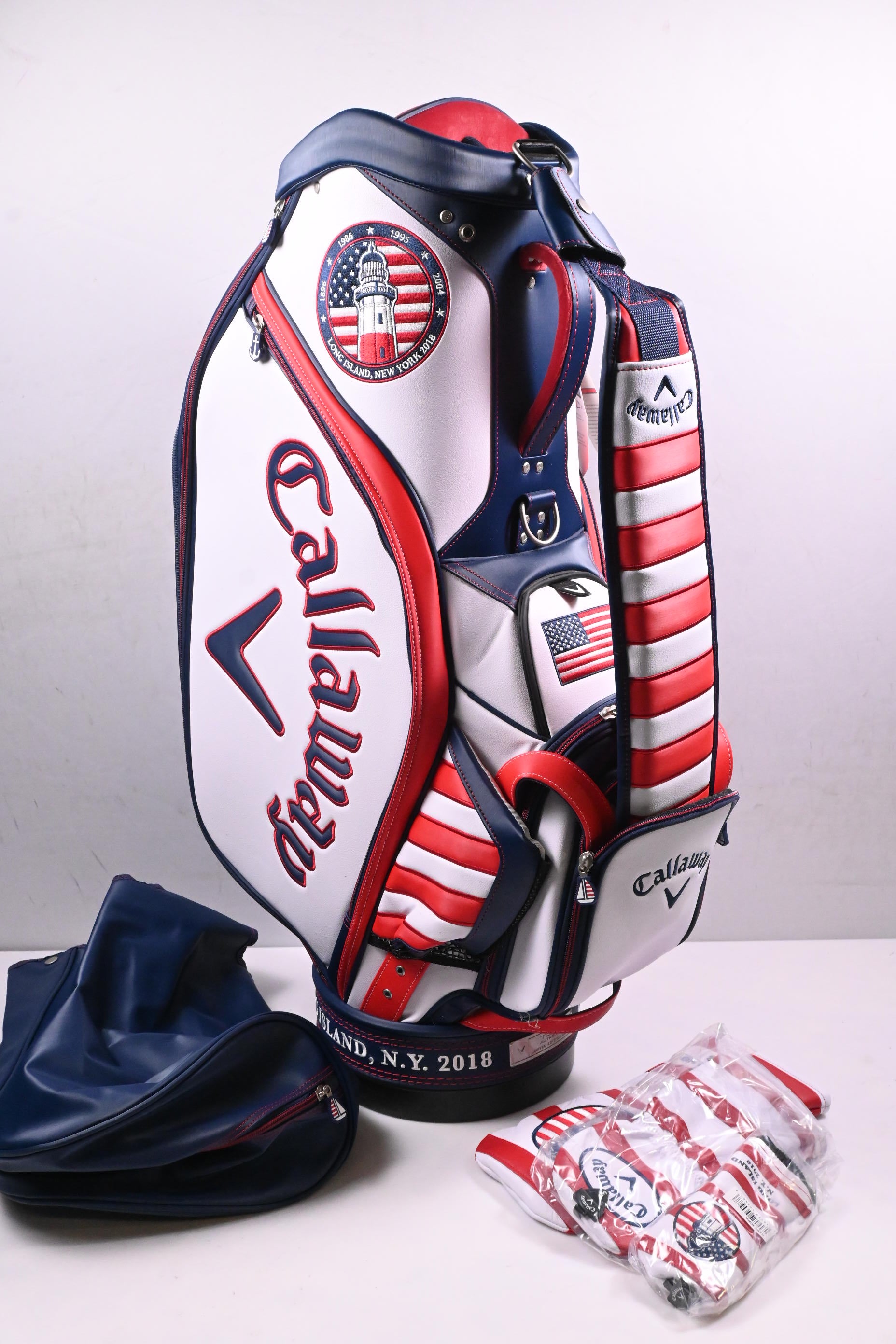 Callaway 2018 US Open Tour Bag / 6-Way Divider / White, Blue, Red