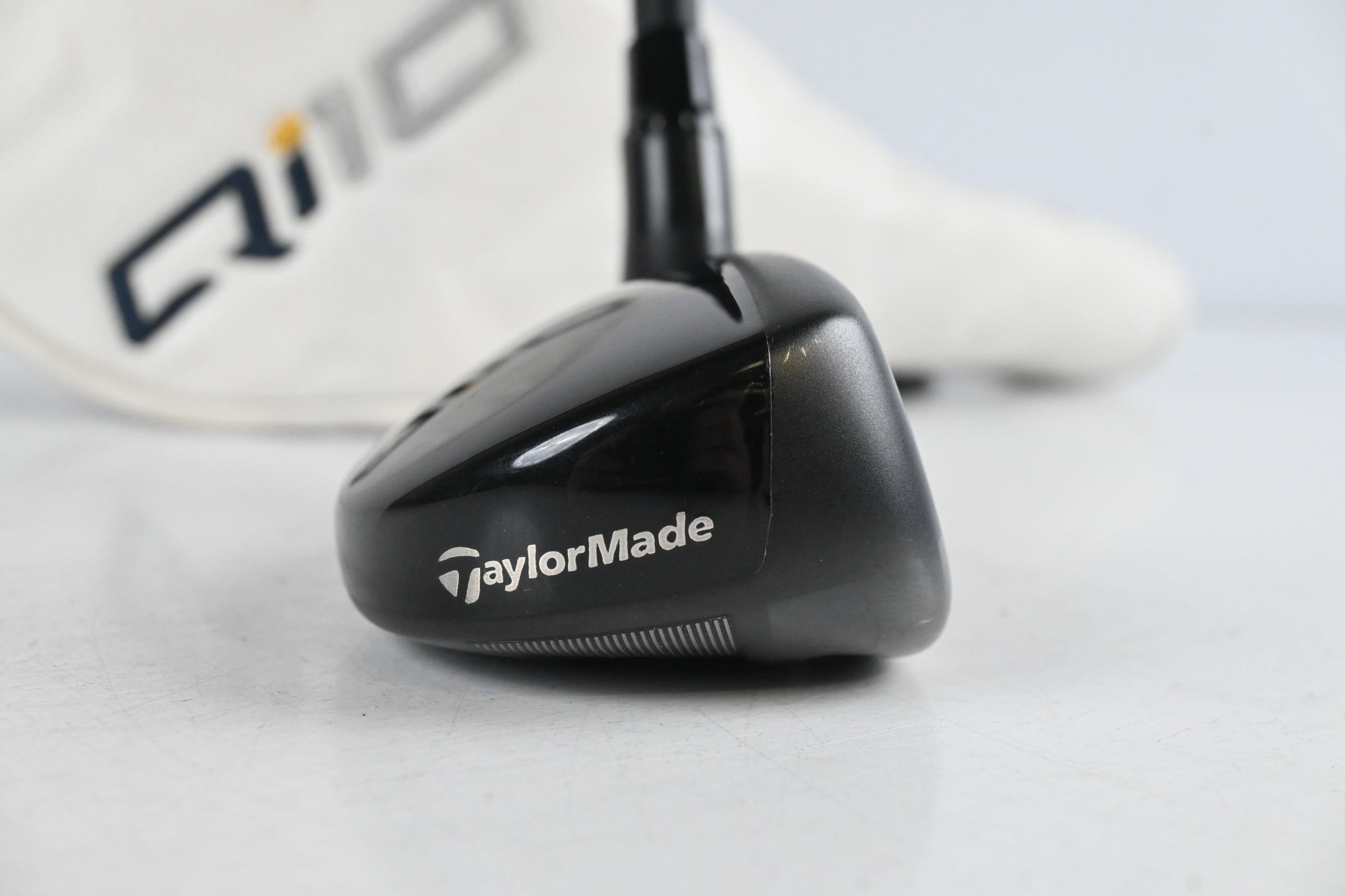Taylormade Qi10 Tour #3 Hybrid / 19.5 Degree / Stiff Flex KBS Reax 75 Shaft