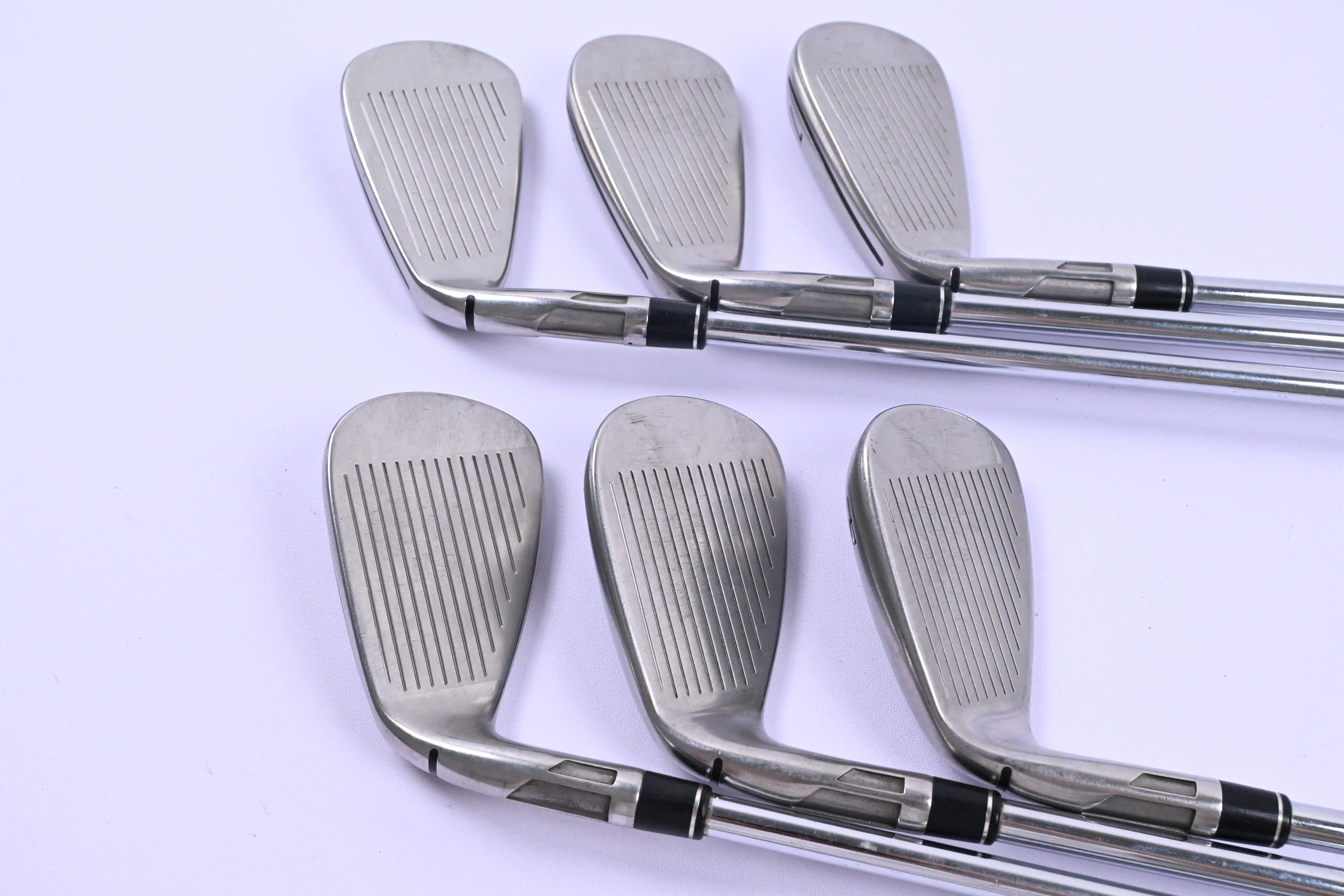 Taylormade SIM2 Max Irons / 5-PW / Regular Flex KBS Max MT 85 Shafts