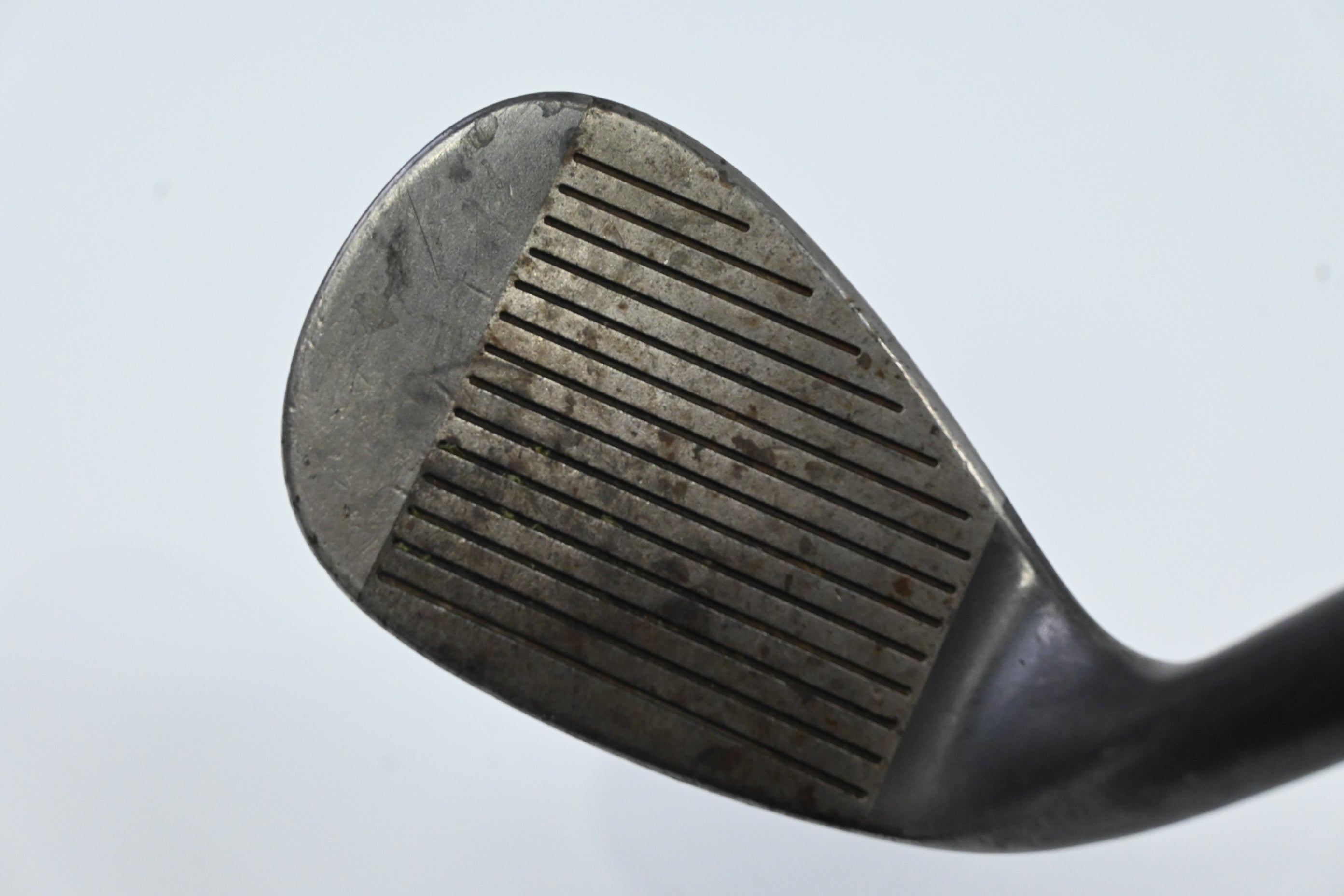 Cleveland Tour Action 900 Gap Wedge / 52 Degree / Wedge Flex Dynamic Gold