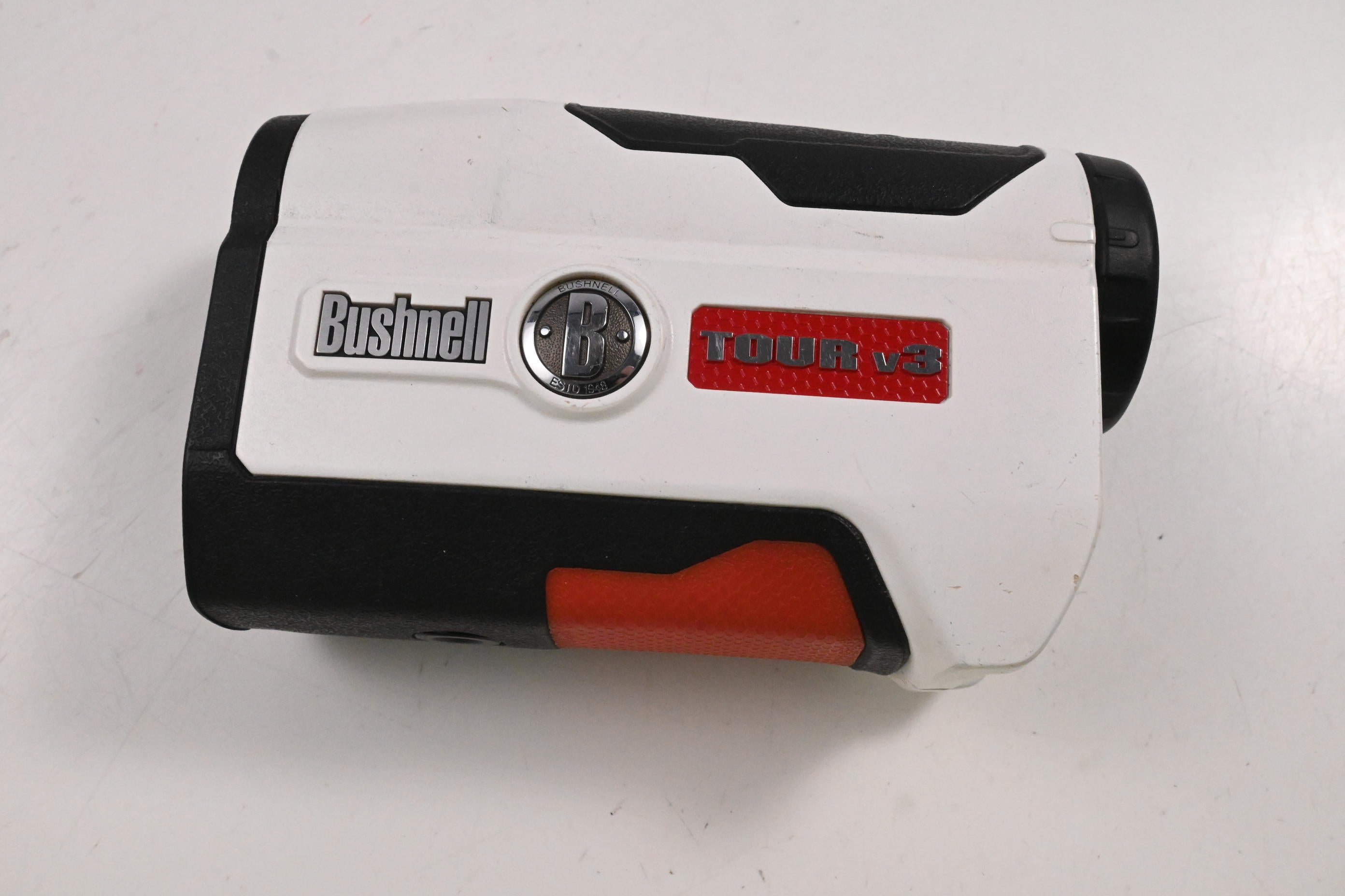 Bushnell Tour V3 / Rangefinder