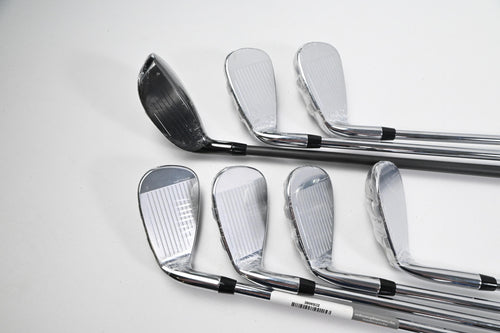 Cobra T-Rail 2023 Irons / 5H+6-PW+SW / Regular Flex Cobra Ultralite Shafts