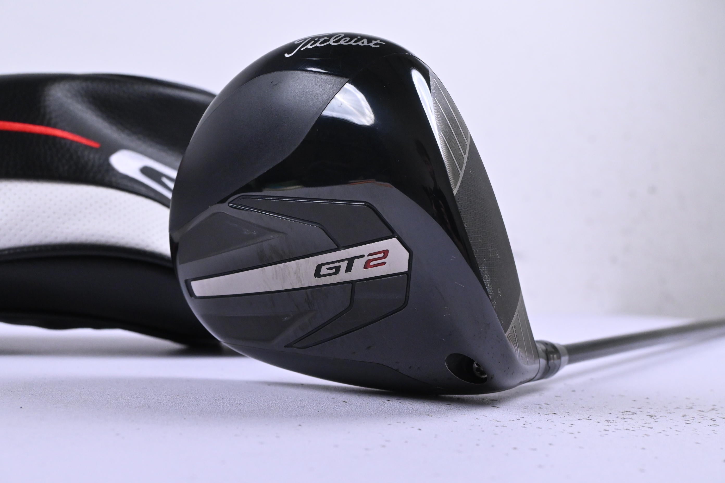 Titleist GT2 Driver / 9 Degree / Stiff Flex HZRDUS CB Red 50 Shaft