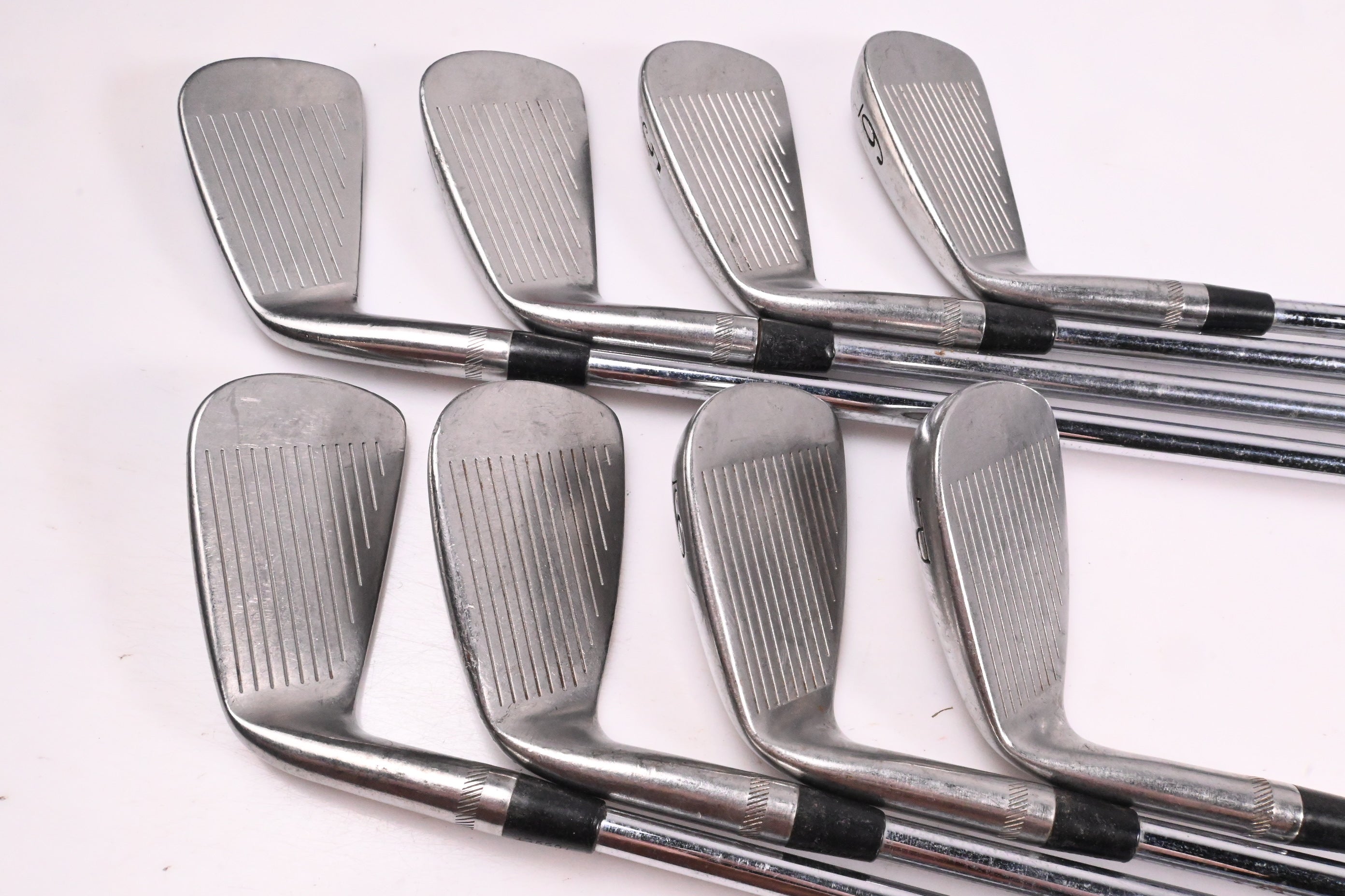 Titleist DCI 990 Irons / 3-PW / Regular Flex Dynamic Gold R300 Shafts