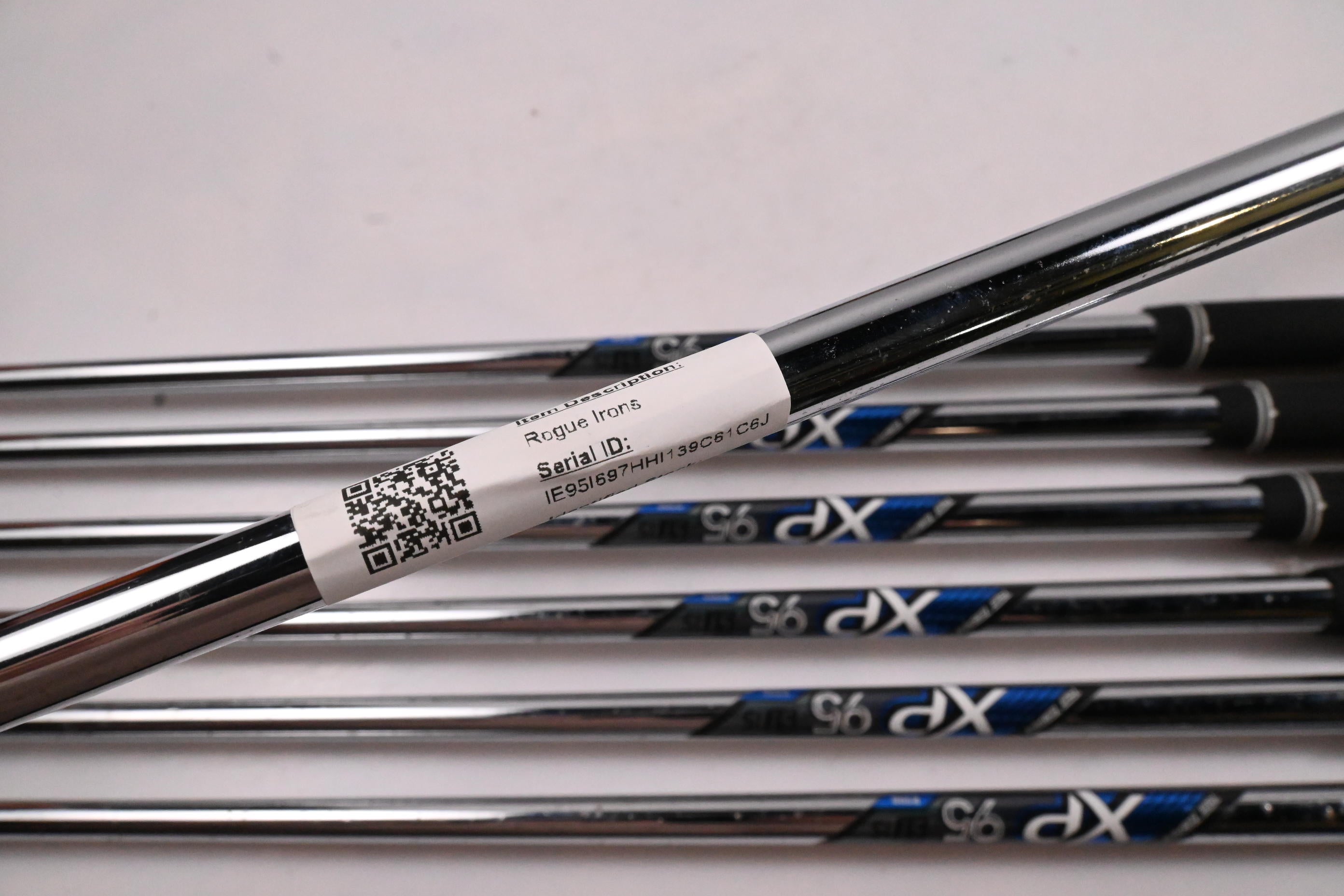 Callaway Rogue Irons / 5-PW+SW / Regular Flex XP ST15 95 R300 Shafts