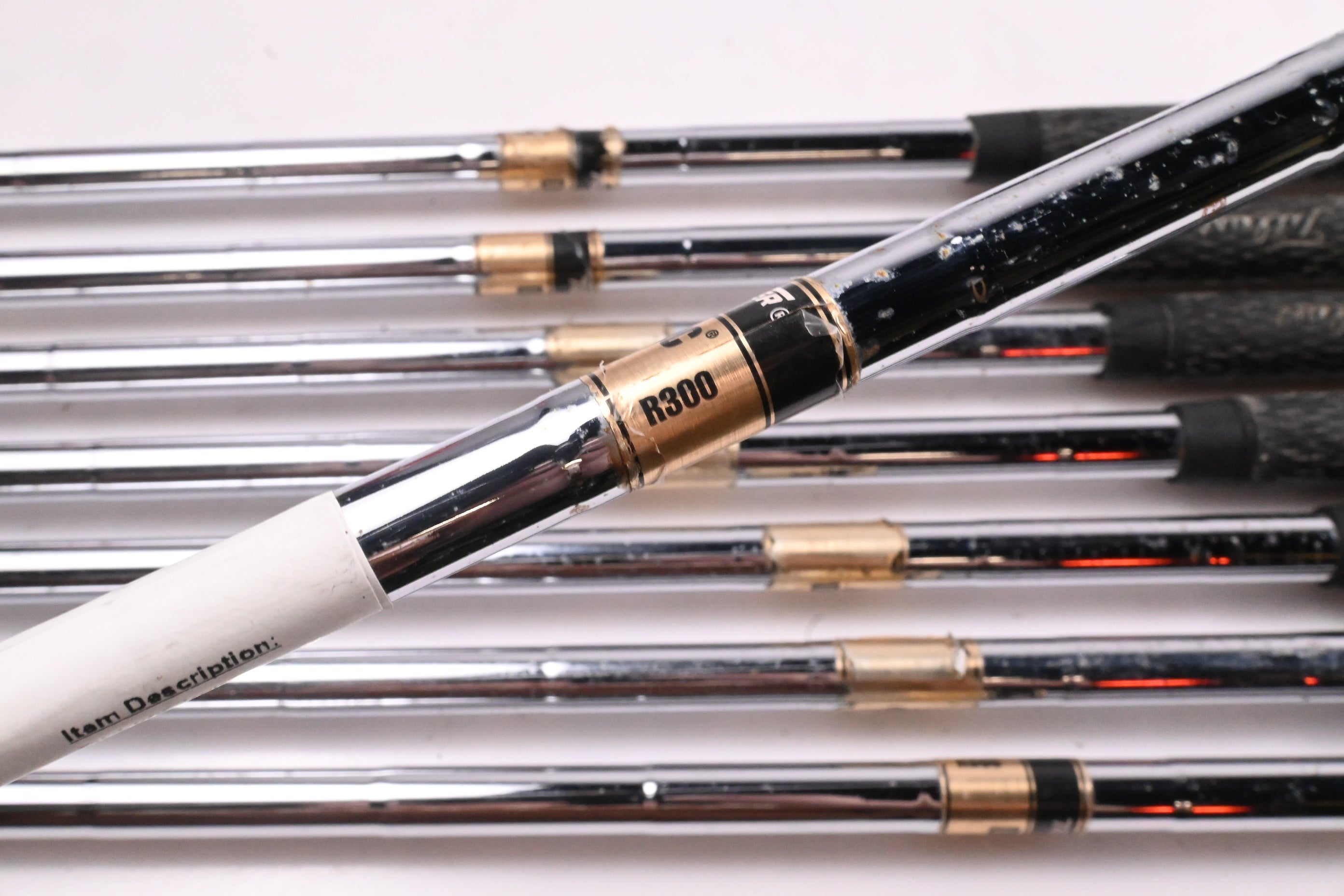Titleist DCI 990 Irons / 3-PW / Regular Flex Dynamic Gold R300 Shafts