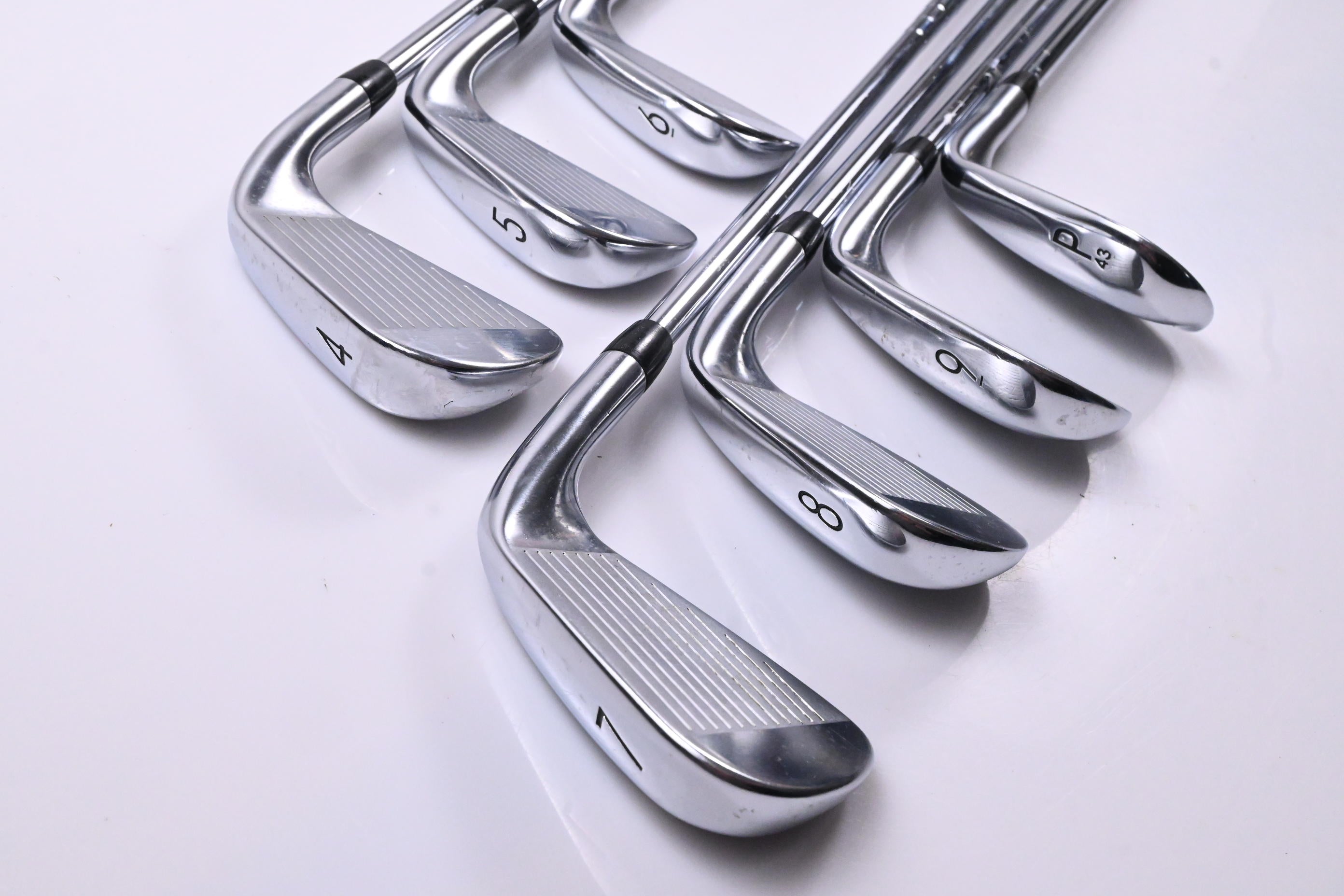 Left Hand Titleist T200 2019 Irons / 4-PW / Stiff Flex AMT Black S300 Shafts