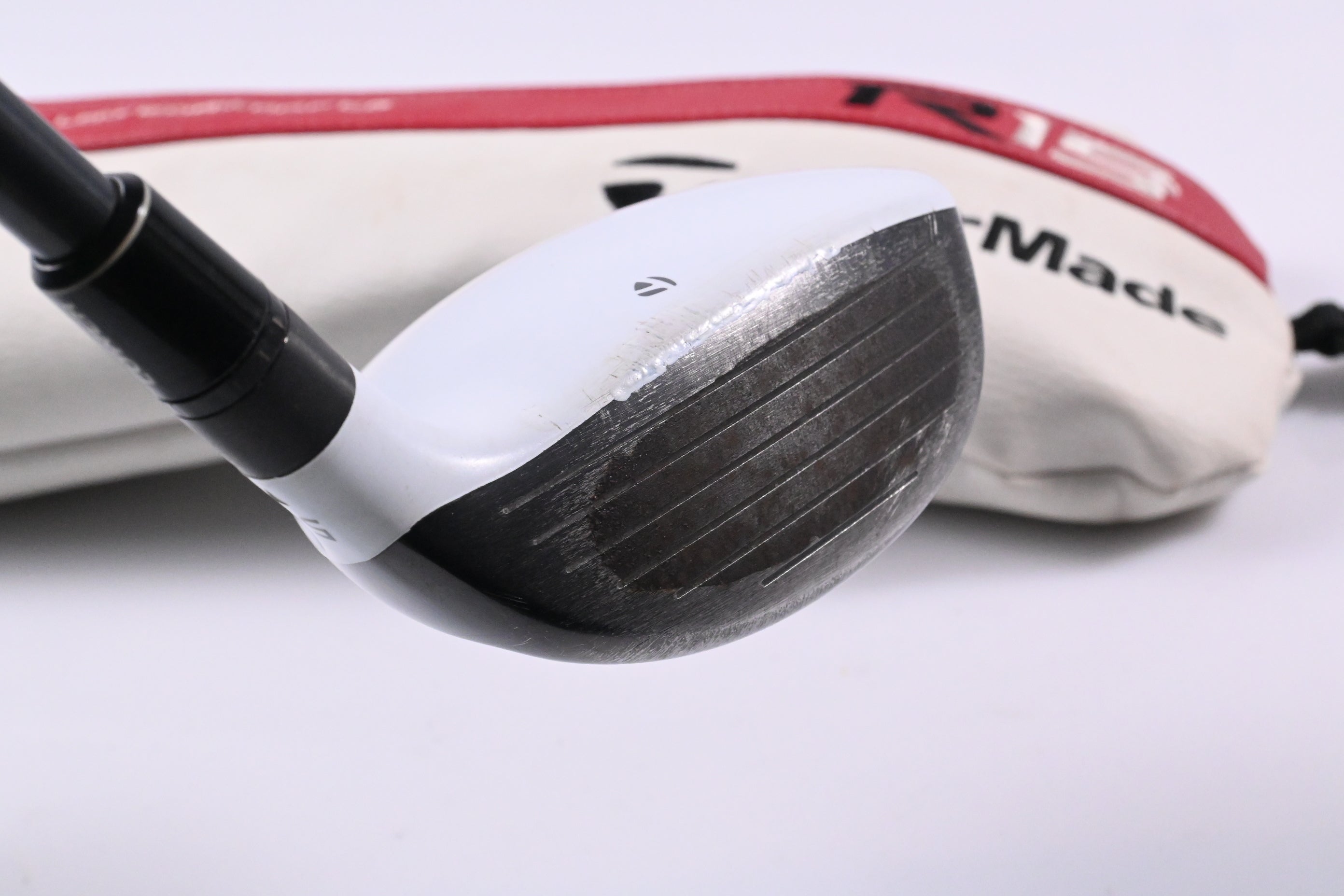 Left Hand Taylormade R15 #5 Wood / 19 Degree / Regular Flex Speeder 67 Evolution