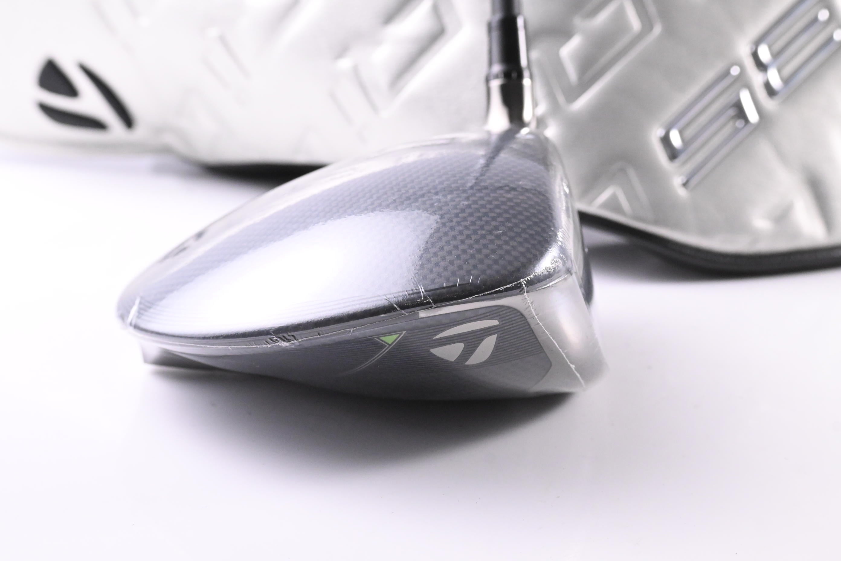 Taylormade Qi35 Driver / 12 Degree / Regular Flex Fujikura Ventus Blue 5 Shaft