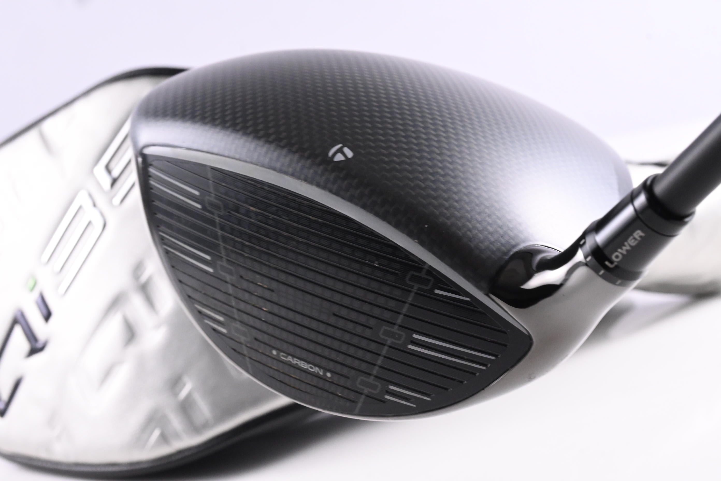 Taylormade Qi35 Driver / 10.5 Degree / Regular Flex Ventus Blue 5 Shaft