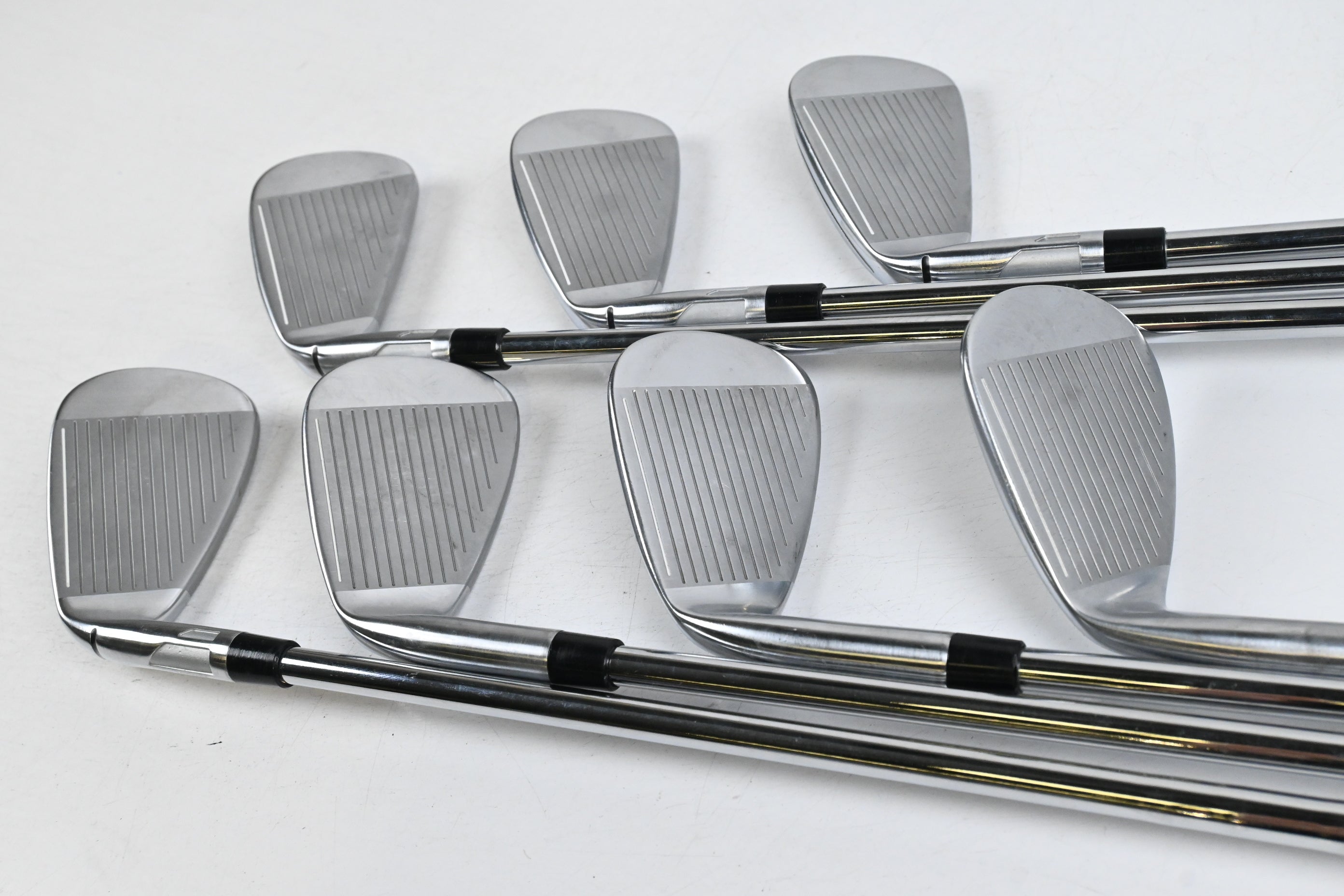 Taylormade Qi Max HL Irons / 5-PW+SW / Regular Flex KBS MAX Lite Shafts