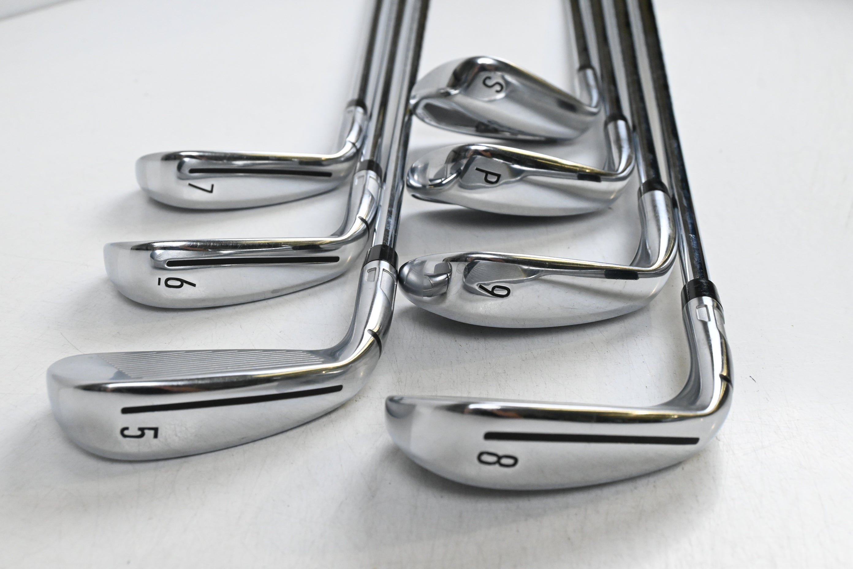 Taylormade Qi Max HL Irons / 5-PW+SW / Regular Flex KBS MAX Lite Shafts