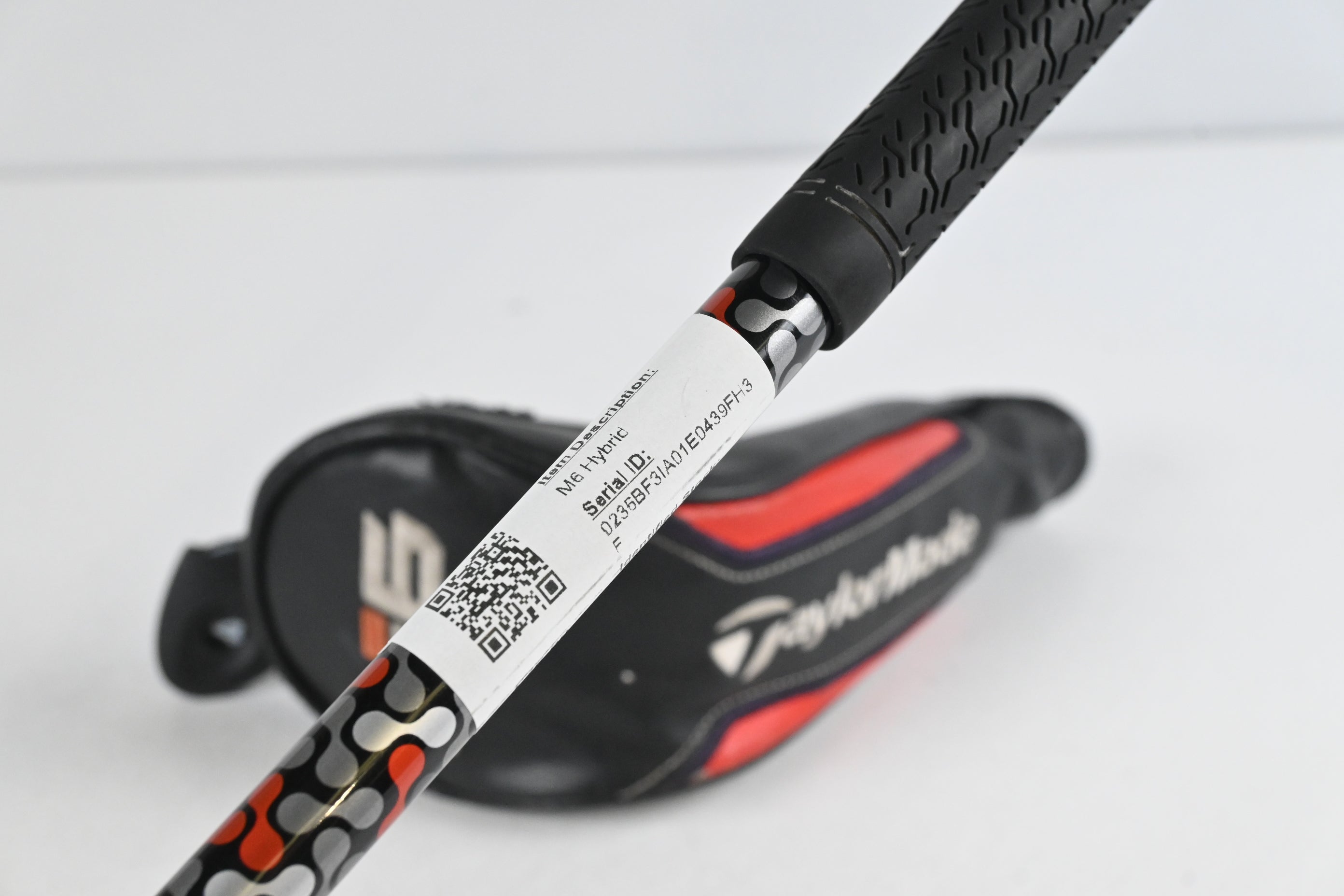 Taylormade M6 #3 Hybrid / 19 Degree / Stiff Flex Fujikura Atmos Orange 7