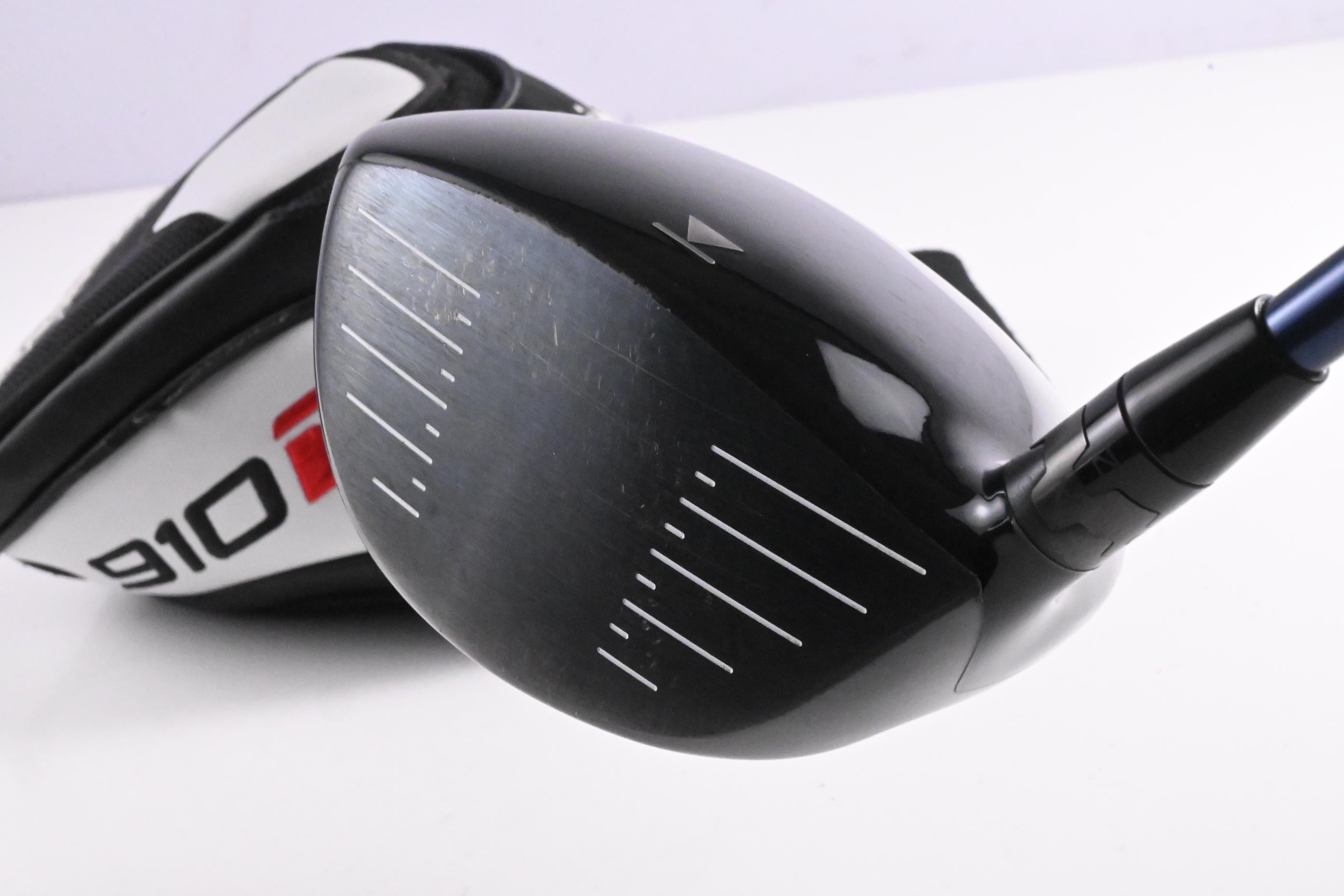 Titleist 910 D2 Driver / 10.5 Degree / Stiff Flex Diamana Kai'li 65 Shaft