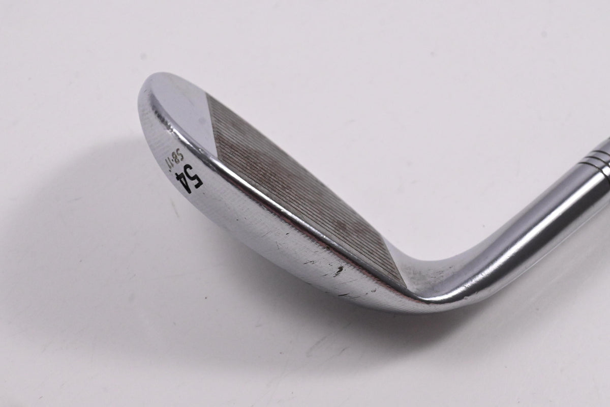 Taylormade Milled Grind 2 Chrome Sand Wedge / 54 Degree / Stiff Flex Dynamic Gold S200