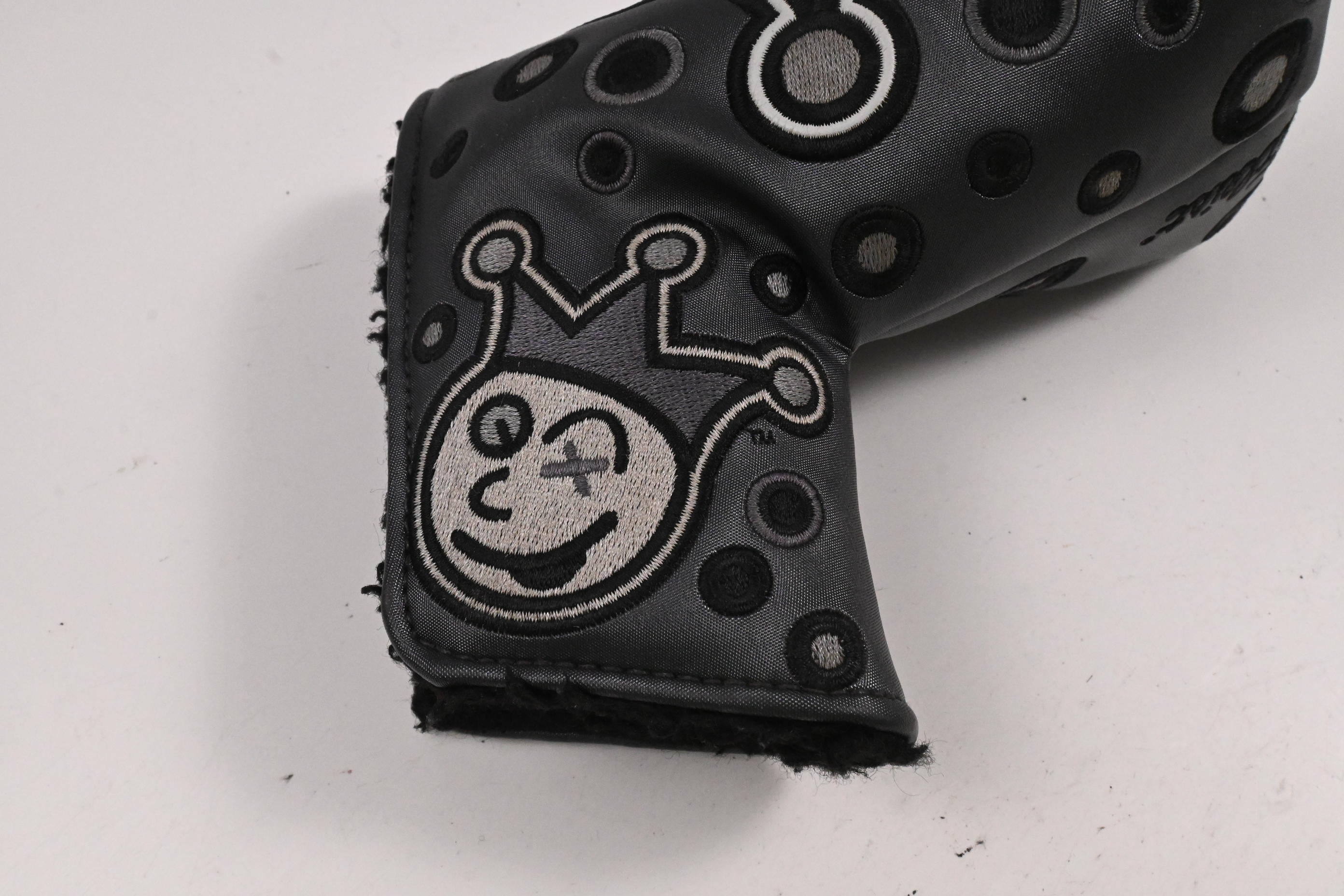 Scotty Cameron Jackpot Johnny Putter Cover / Mid Mallet / Charcoal Grey