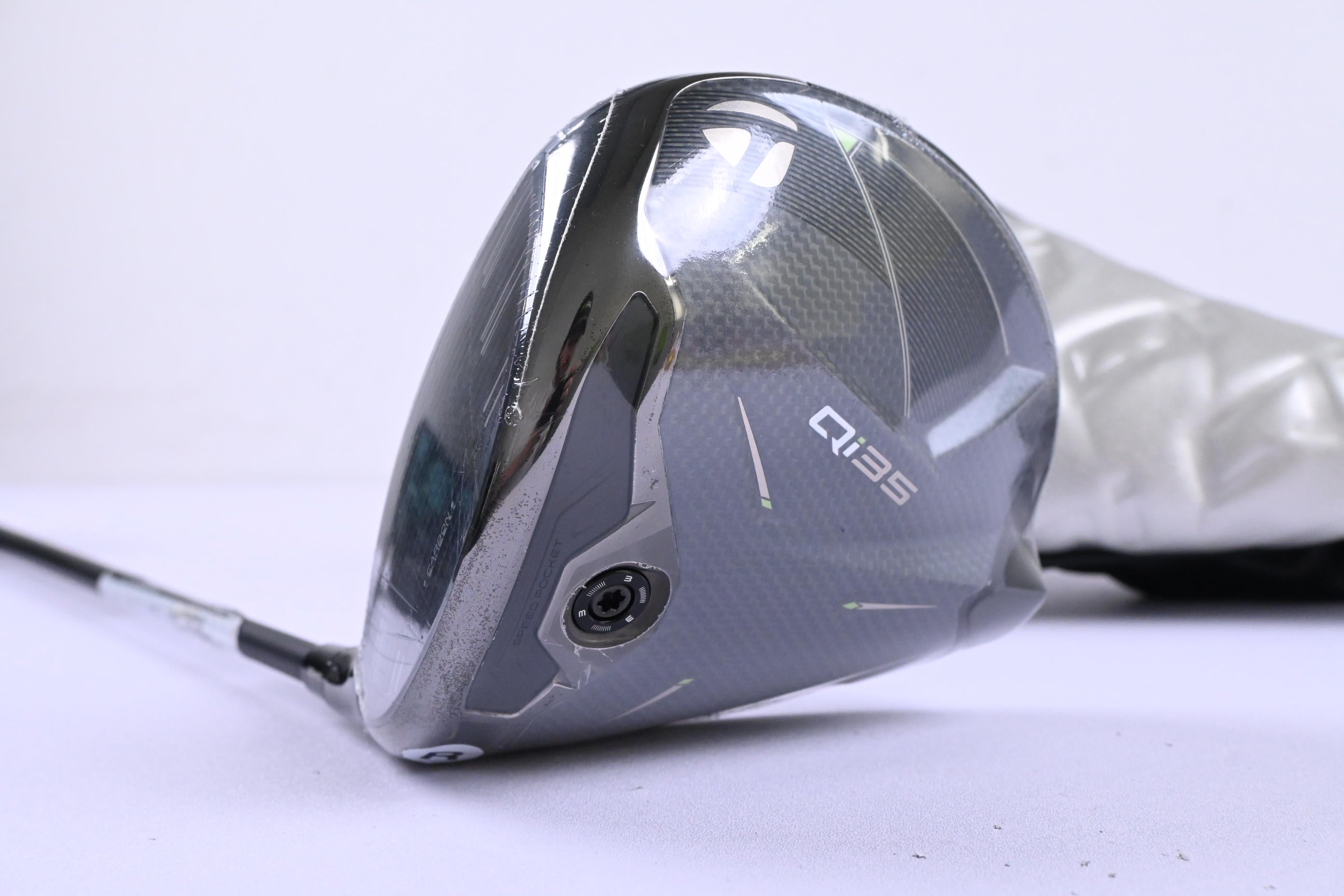 Left Hand Taylormade Qi35 Max Driver / 10.5 Degree / Regular Flex Ventus Blue 5