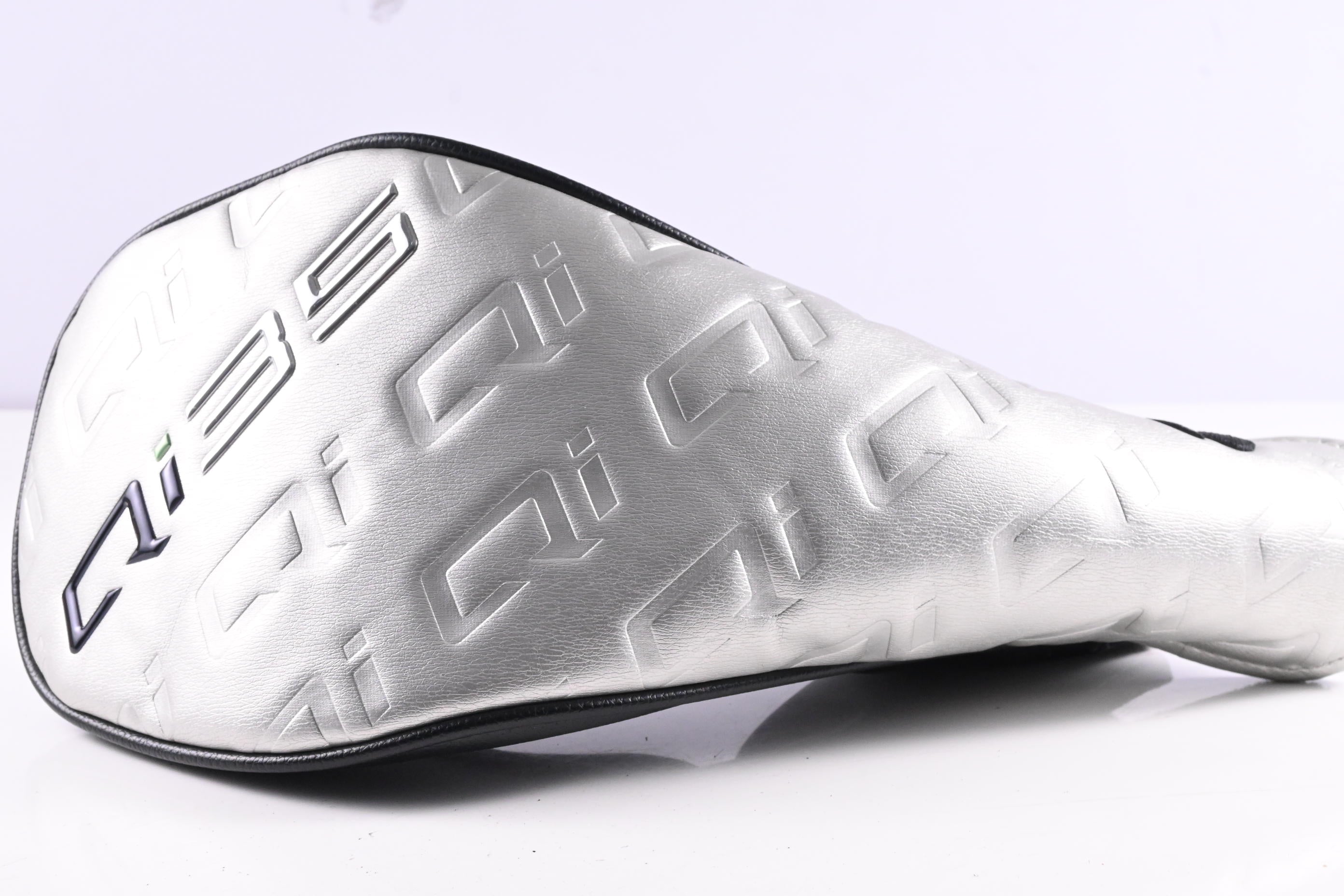 Taylormade Qi35 Driver / 10.5 Degree / Regular Flex Ventus Blue 5 Shaft