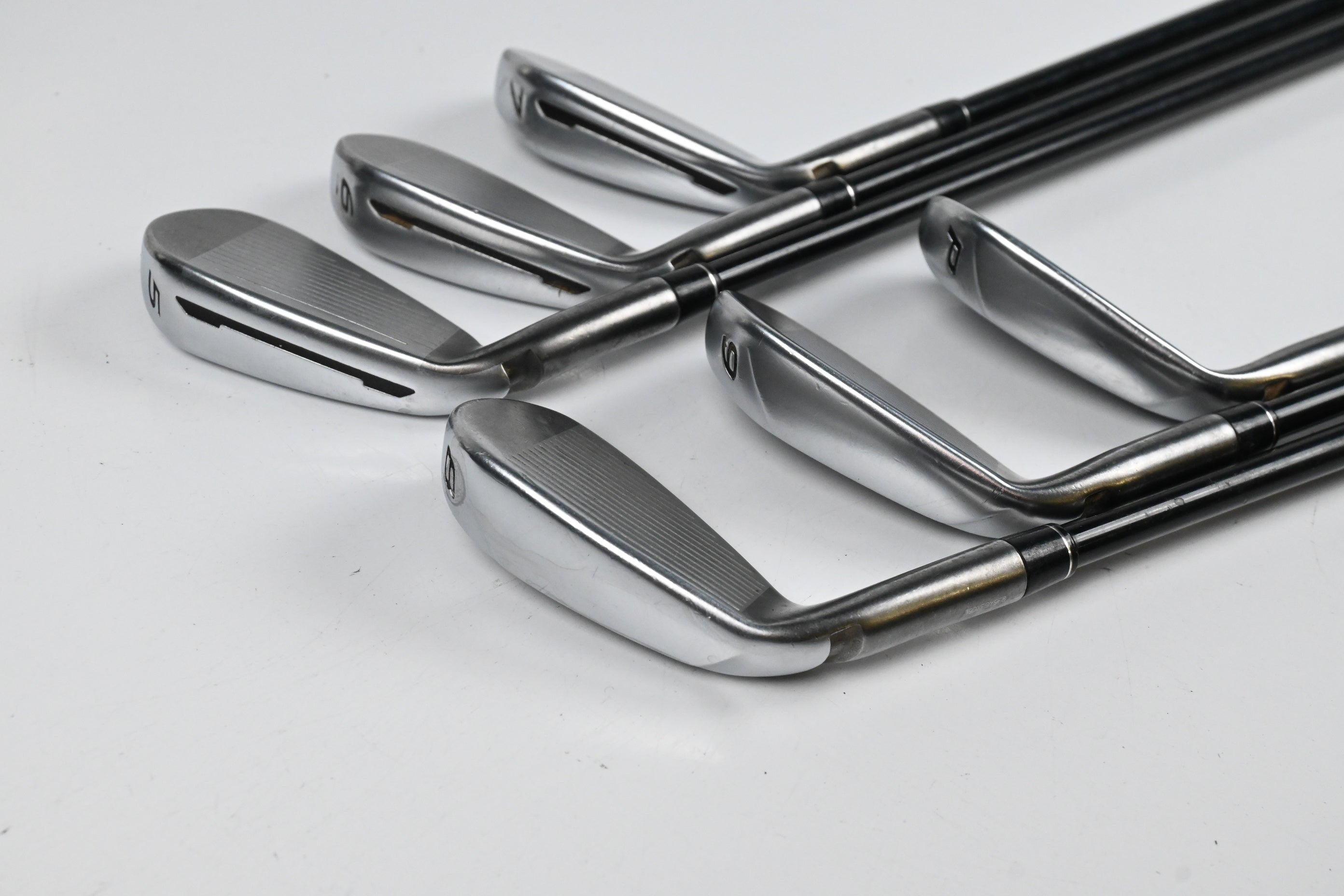 Taylormade Speedblade Irons / 5-PW / Regular Flex Matrix Velox T 65 Shafts