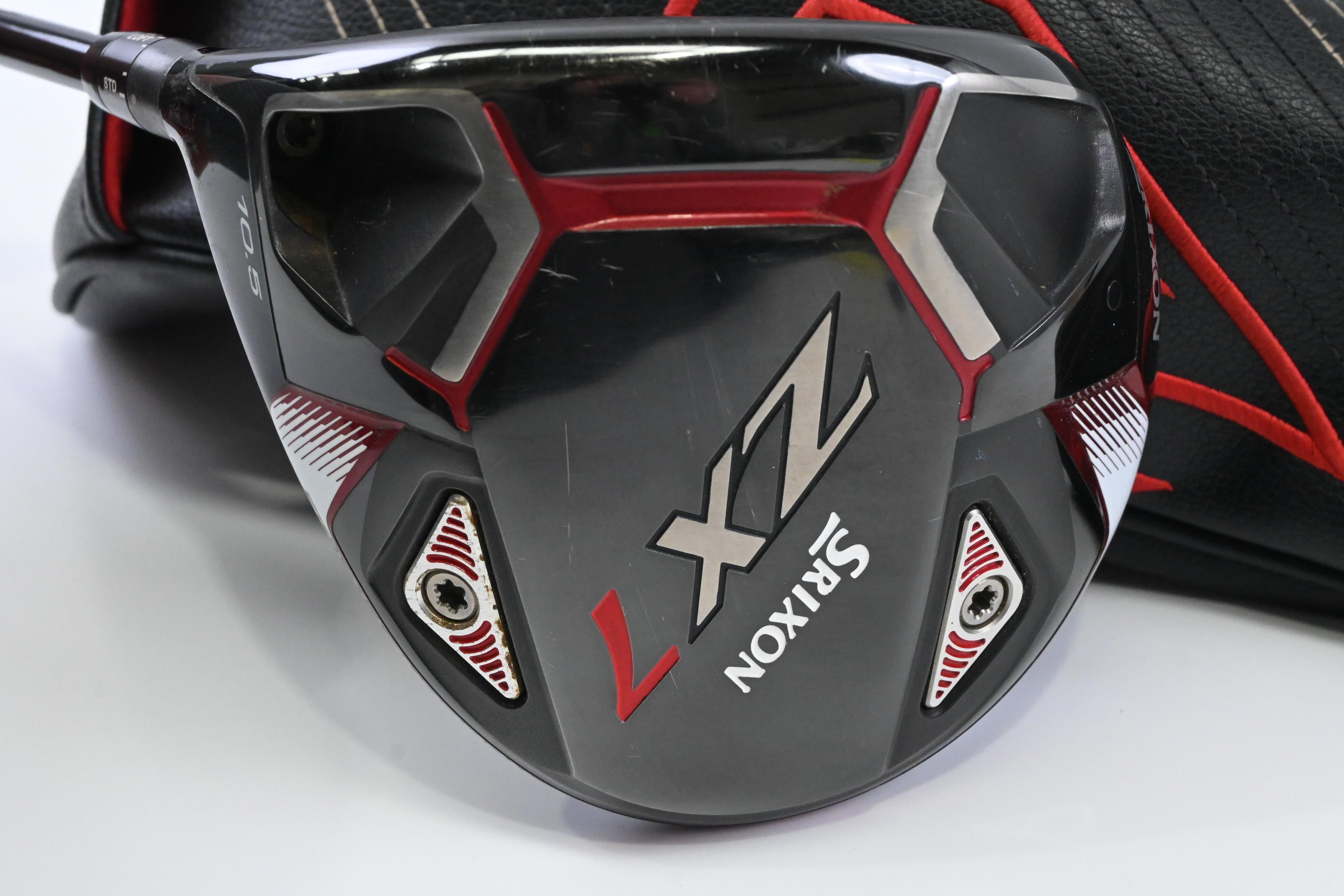 Left Hand Srixon ZX7 Driver / 10.5 Degree / Stiff Flex HZRDUS Smoke Red RDX 60