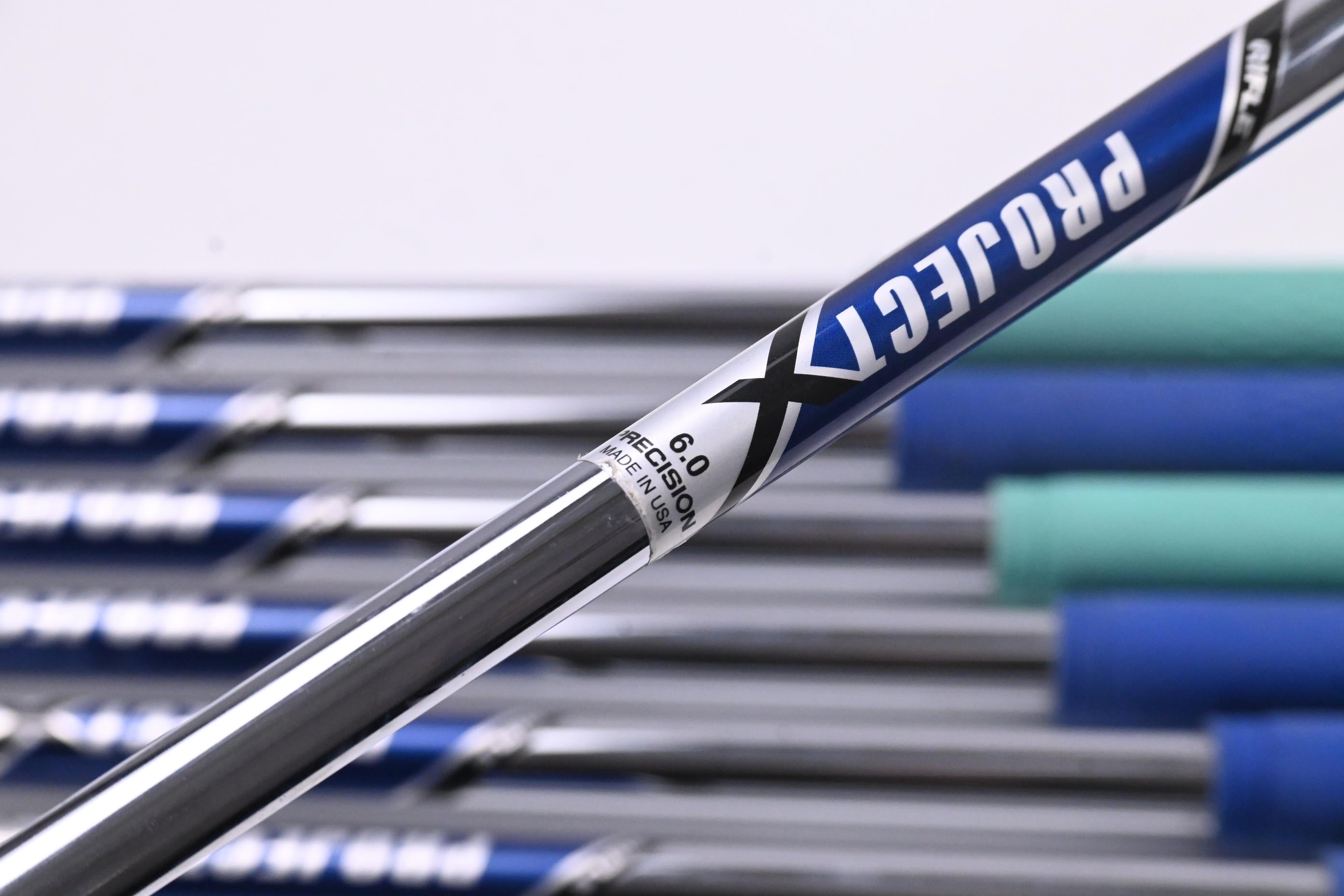 Titleist T100 2025 Irons / 4-PW / Stiff Flex Project X Rifle Shafts