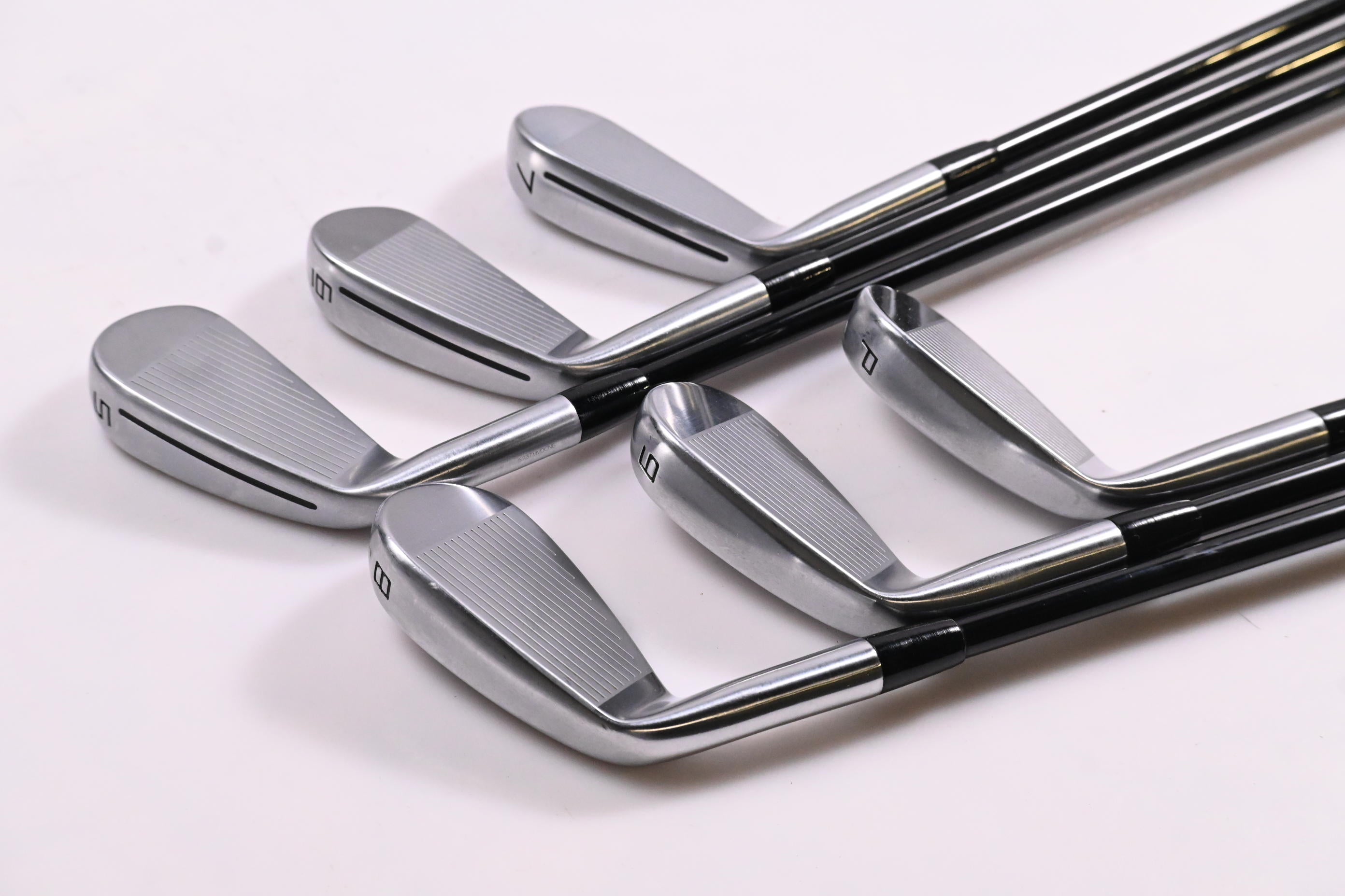 Taylormade P790 2025 Irons / 5-PW / Senior Flex Ventus Red 5 Shafts