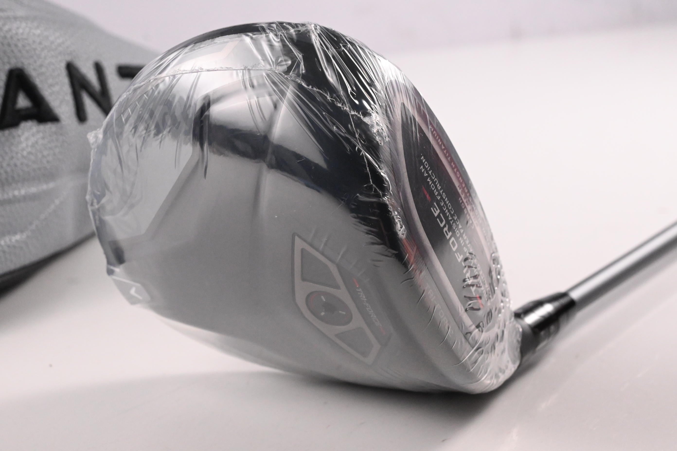 Callaway Quantum Max Driver / 10.5 Degree / Regular Flex Denali Frost Silver 50