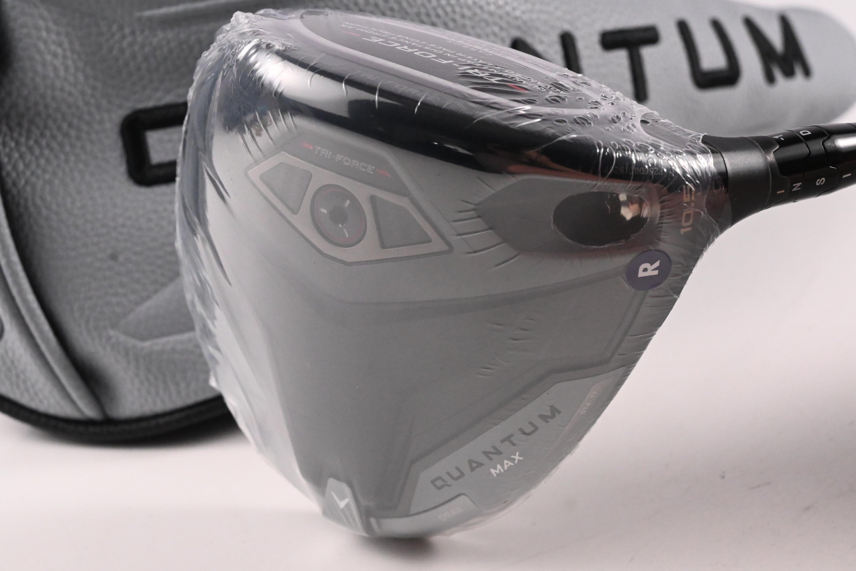 Callaway Quantum Max Driver / 10.5 Degree / Regular Flex Denali Frost Silver 50