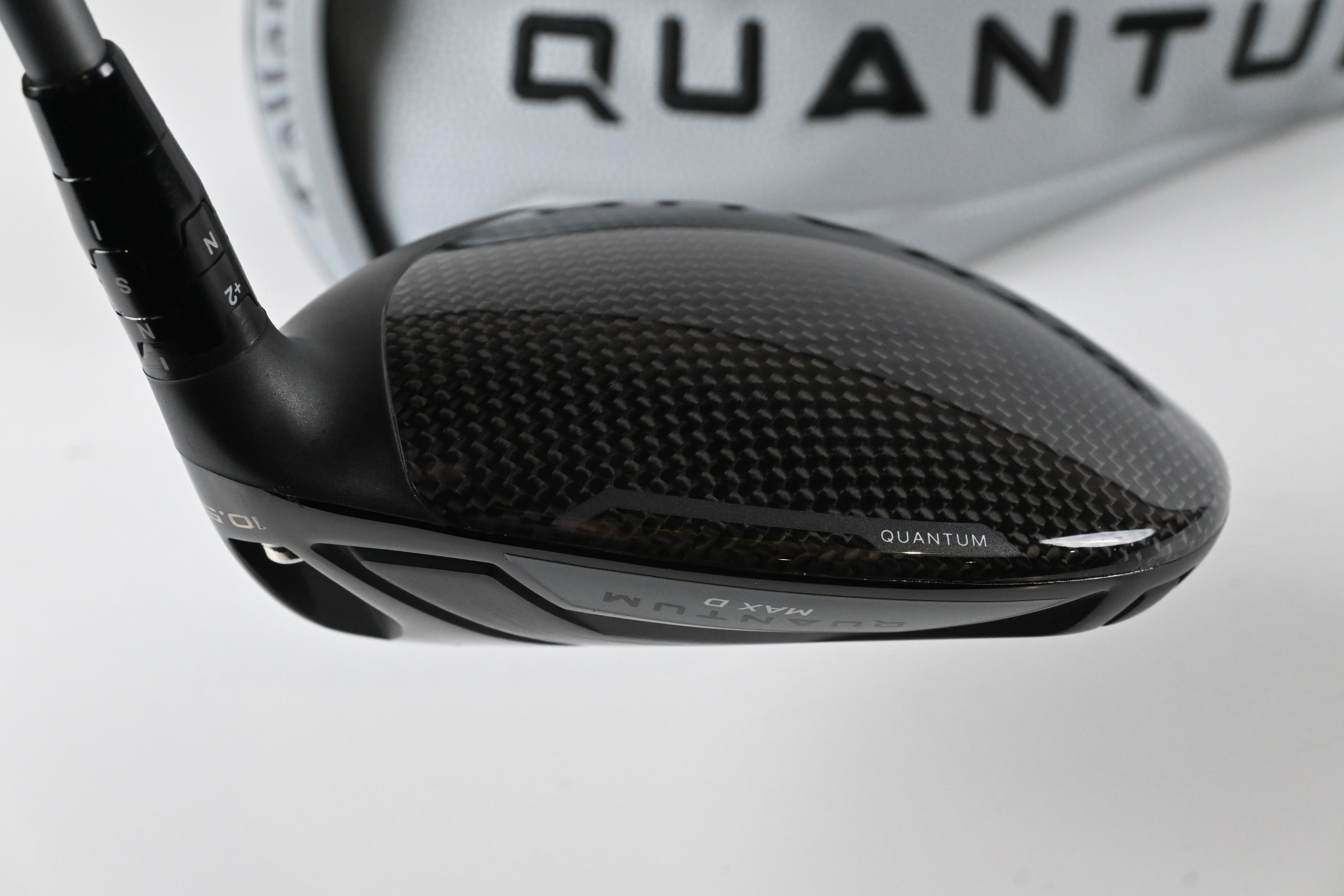 Callaway Quantum Max D Driver / 10.5 Degree / Regular Flex Denali Frost Silver