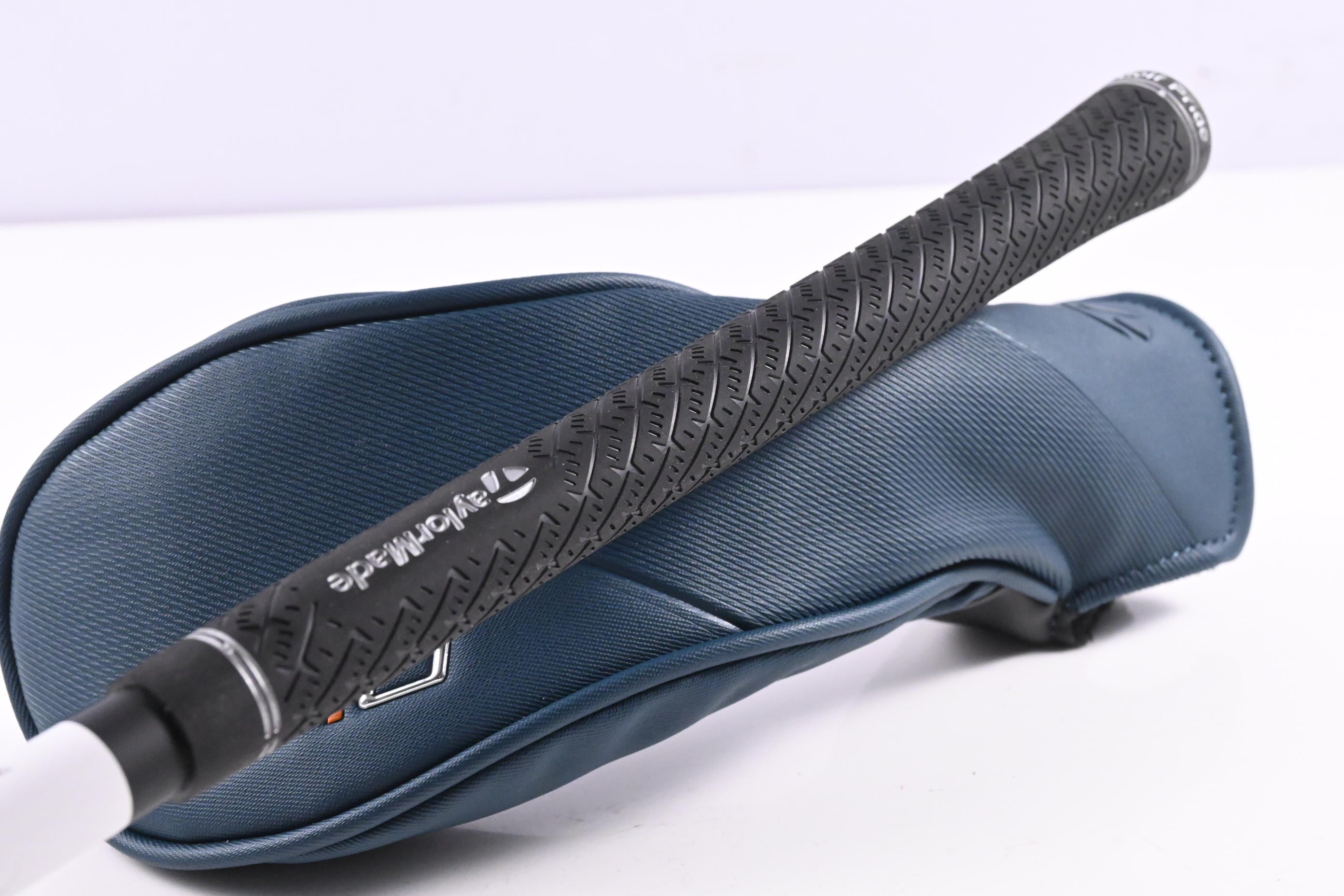 Taylormade Qi4D Max #5 Hybrid / 26 Degree / Regular Flex Reax By KBS 50 Shaft