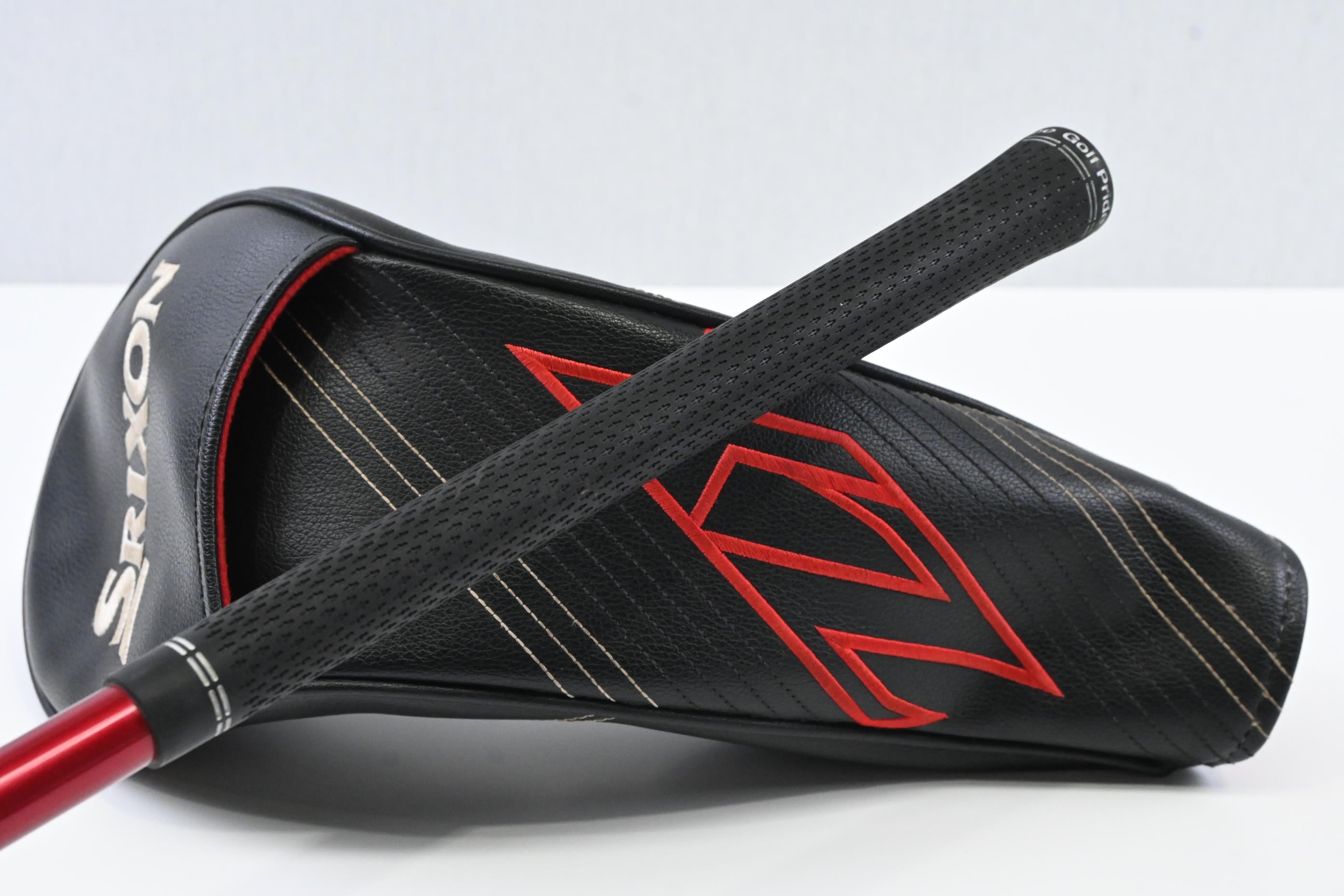 Left Hand Srixon ZX7 Driver / 10.5 Degree / Stiff Flex HZRDUS Smoke Red RDX 60