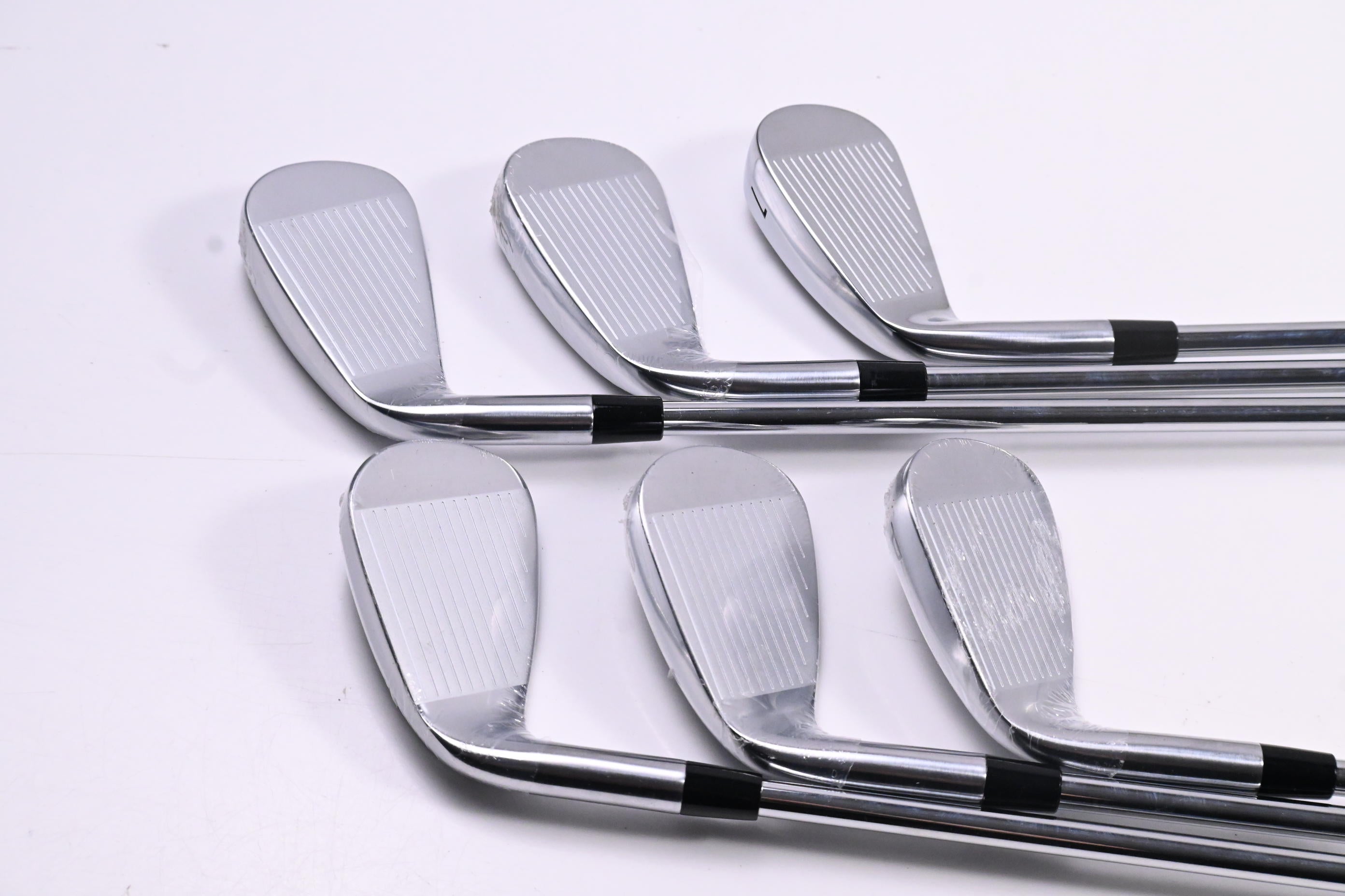Callaway Quantum Max Irons / 5-PW / Regular Flex KBS Max 90 Shafts
