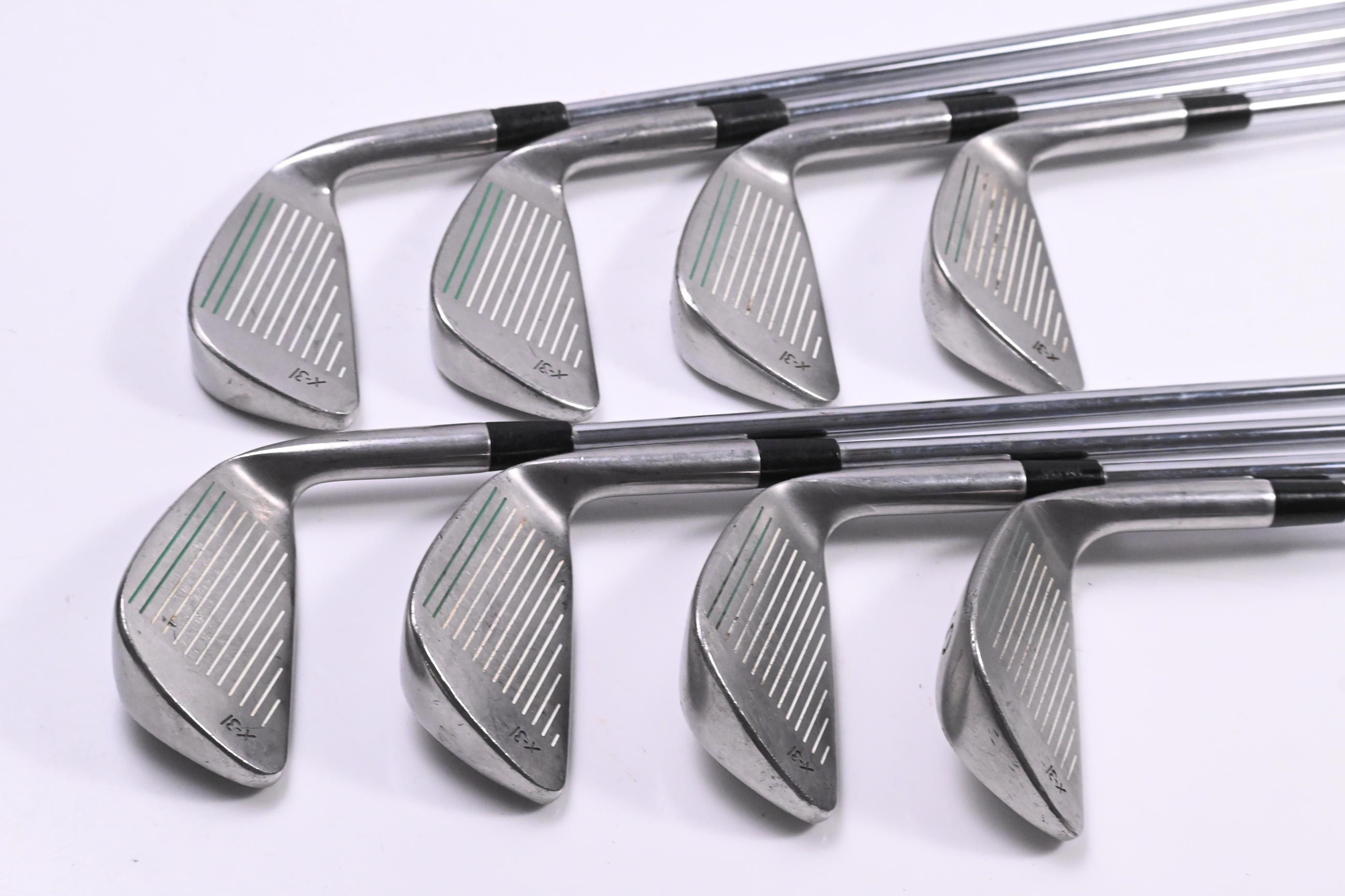 Left Hand Wilson X-31 Irons / 4-PW+SW / No 6 Iron / Regular Flex Wilson X-3