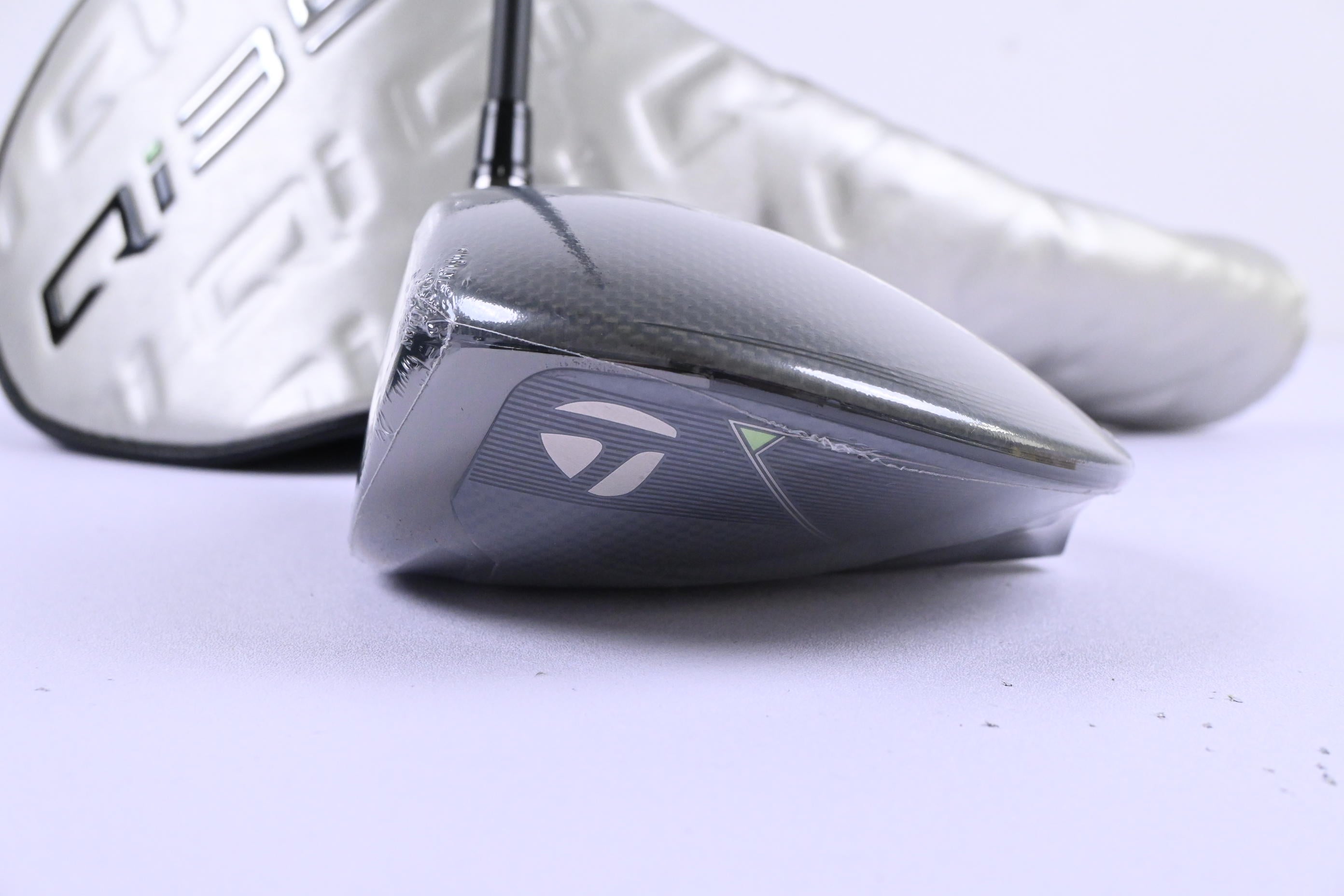 Left Hand Taylormade Qi35 Driver / 10.5 Degree / Regular Flex Ventus Blue 5