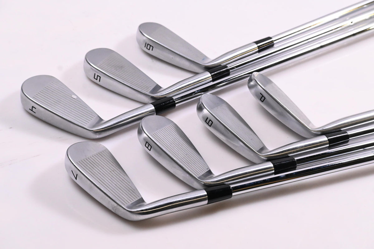 Taylormade P.7CB Irons / 4-PW / X-Flex Dynamic Gold X100 Shafts