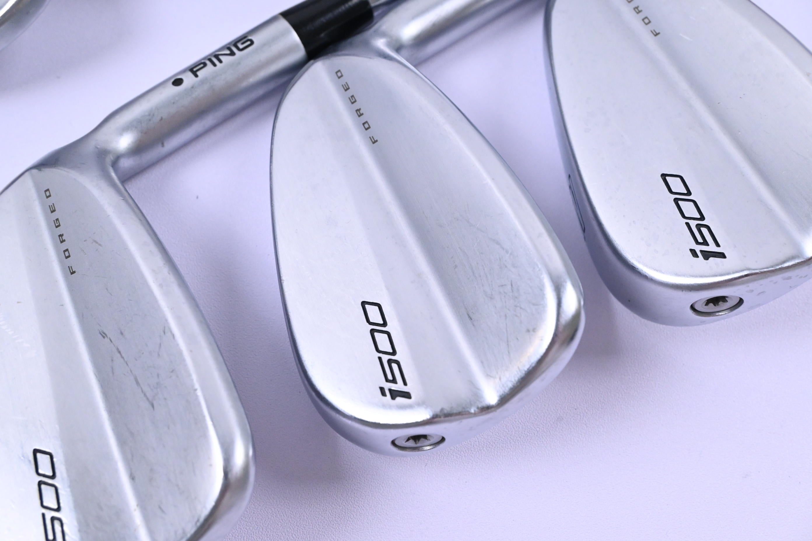 Ping i500 Irons / 5-PW / Black Dot / Regular Flex Dynamic Gold 105 R300 Shafts