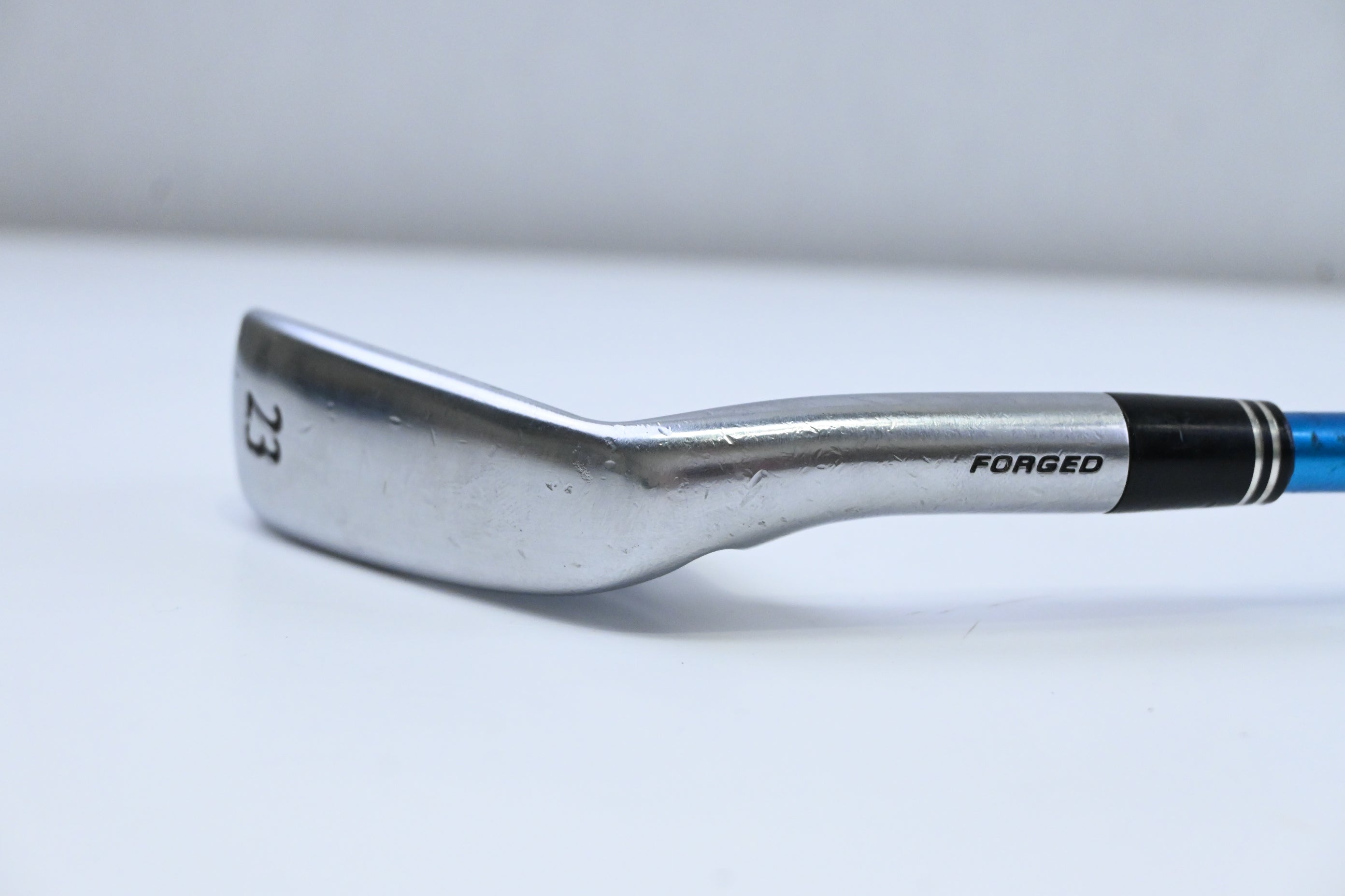 Srixon Z-U45 Utility #4 Iron / 23 Degree / Regular Flex Miyazaki Blue 8 Shaft